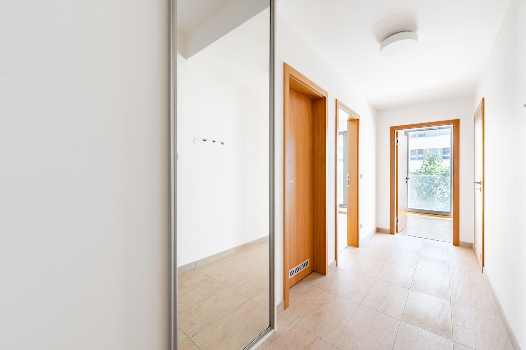 Prenájom bytu 2-izbový 58 m², U Mlýnského kanálu, Praha, Praha Prenájom bytu 2-izbový 58 m², U Mlýnského kanálu, Praha, Praha