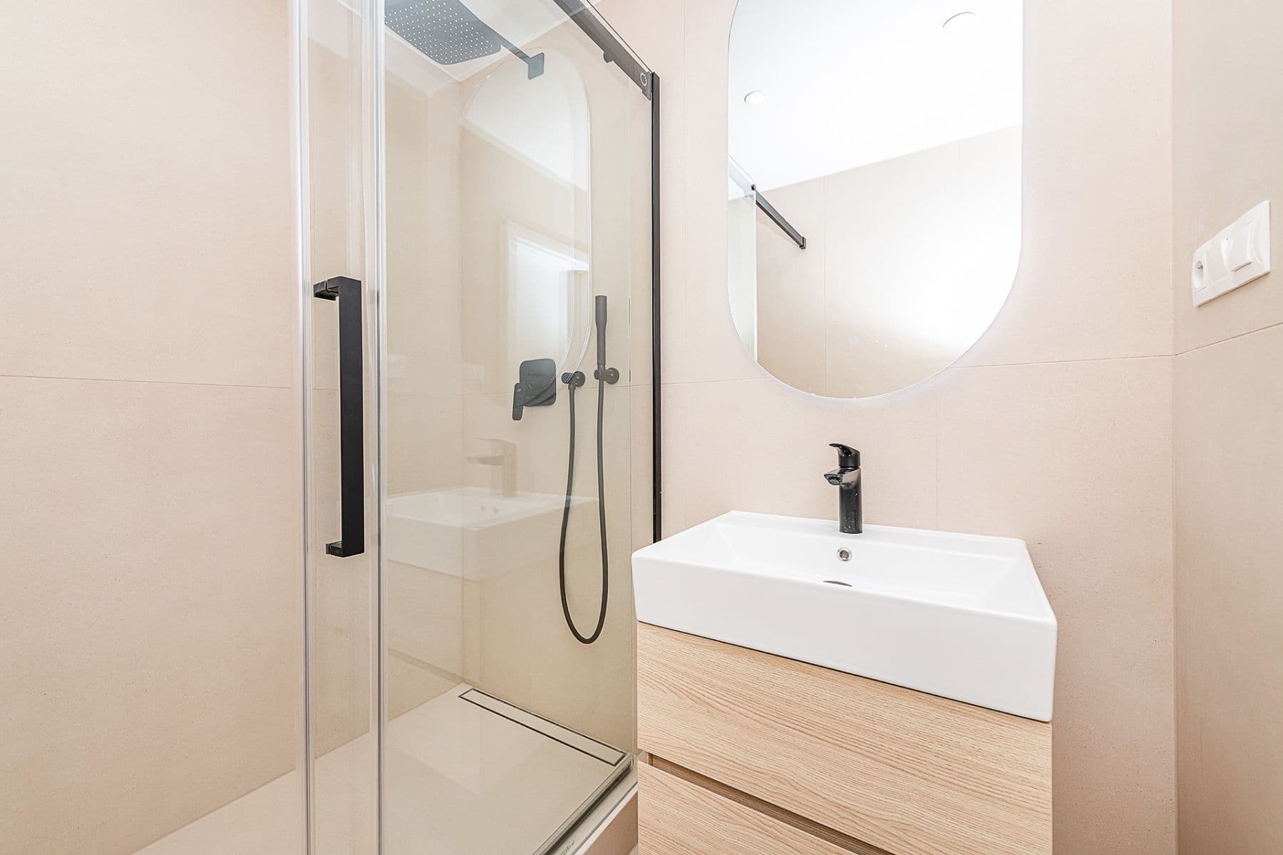 Predaj bytu 2-izbový 56 m², Francouzská, Praha, Praha Predaj bytu 2-izbový 56 m², Francouzská, Praha, Praha
