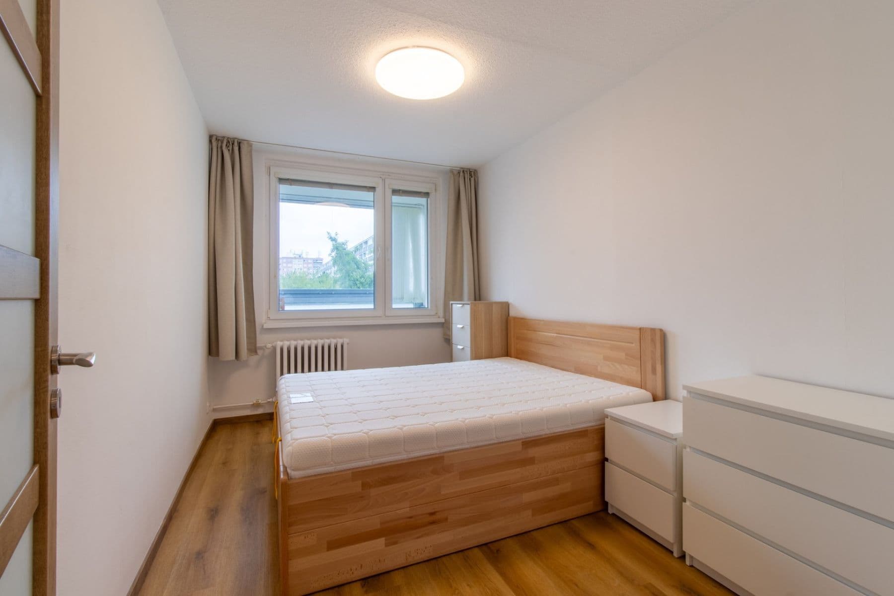 Prenájom bytu 2-izbový 50 m², Kurčatovova, Praha, Praha Prenájom bytu 2-izbový 50 m², Kurčatovova, Praha, Praha