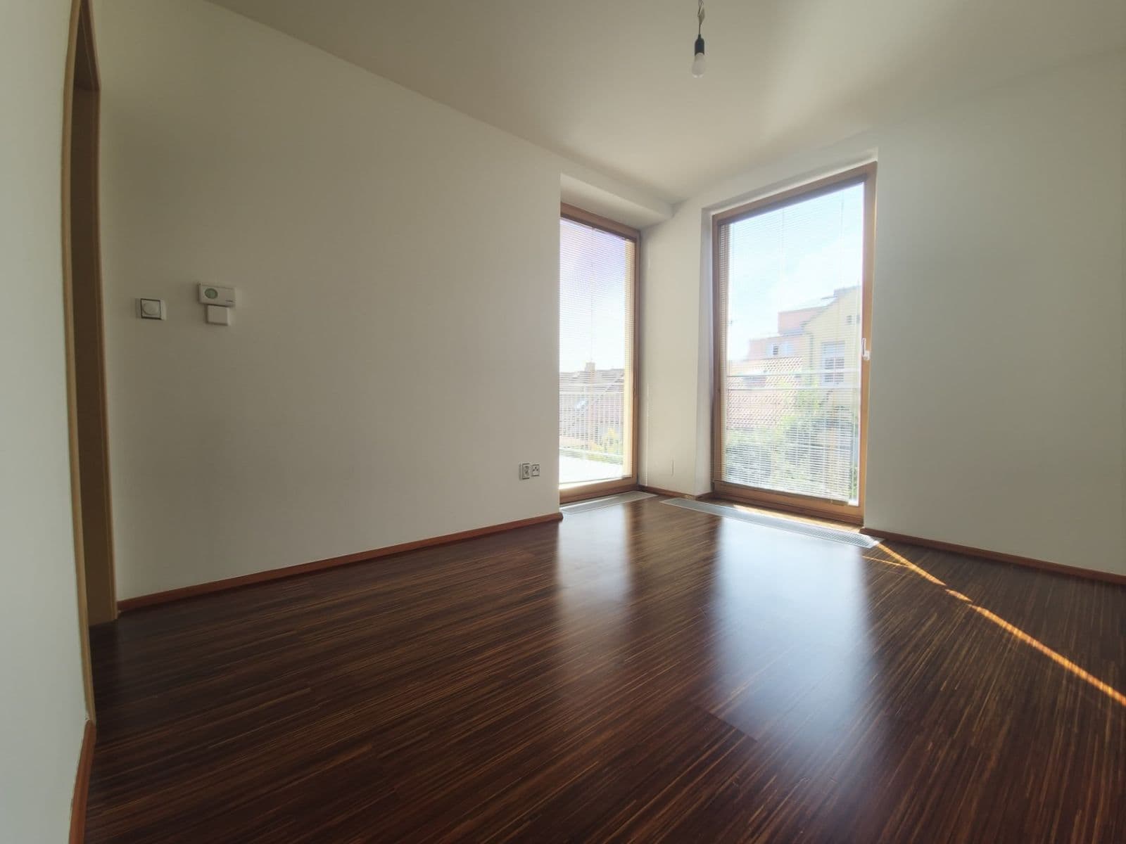 Predaj bytu 4-izbový 92 m², Pod Hliništěm, Praha, Praha Predaj bytu 4-izbový 92 m², Pod Hliništěm, Praha, Praha