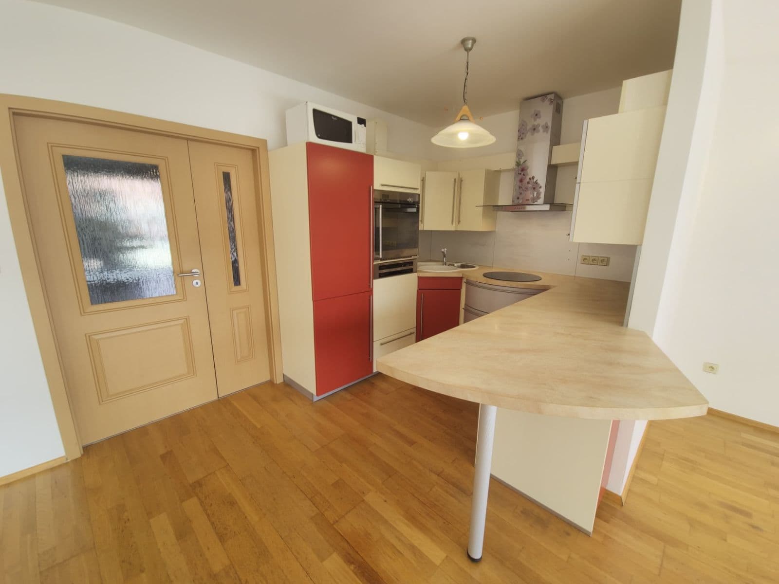 Predaj bytu 4-izbový 92 m², Pod Hliništěm, Praha, Praha Predaj bytu 4-izbový 92 m², Pod Hliništěm, Praha, Praha