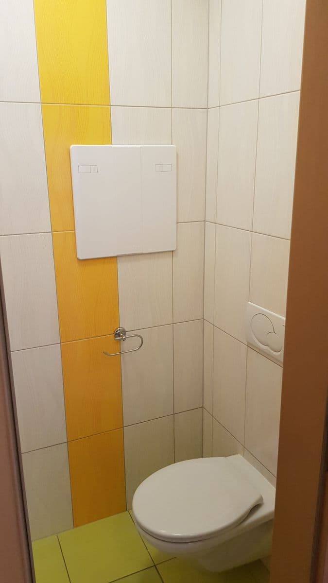 Predaj bytu 4-izbový 92 m², Pod Hliništěm, Praha, Praha Predaj bytu 4-izbový 92 m², Pod Hliništěm, Praha, Praha