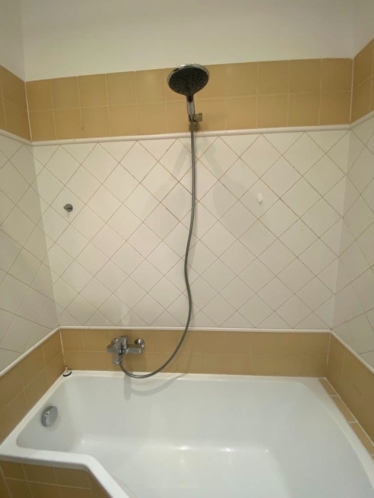 Prenájom bytu 1-izbový 40 m², Na Václavce, Praha, Praha Prenájom bytu 1-izbový 40 m², Na Václavce, Praha, Praha