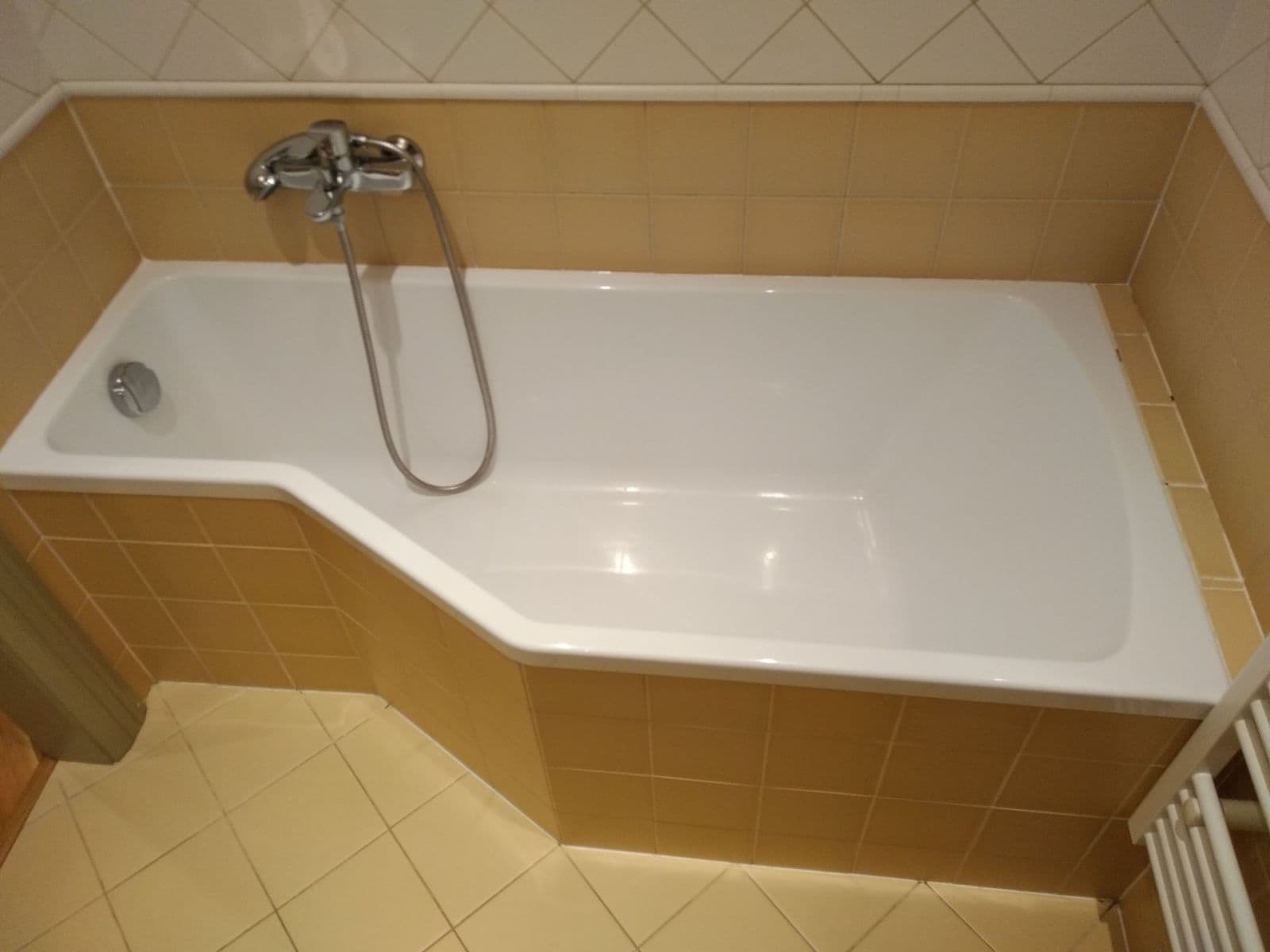Prenájom bytu 1-izbový 40 m², Na Václavce, Praha, Praha Prenájom bytu 1-izbový 40 m², Na Václavce, Praha, Praha