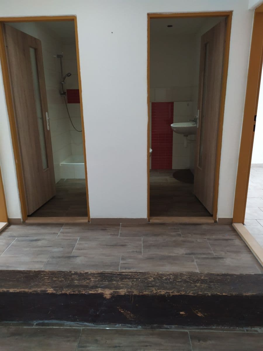 Prenájom bytu 5-izbový 160 m², Politických vězňů, Holýšov, Plzeňský kraj Prenájom bytu 5-izbový 160 m², Politických vězňů, Holýšov, Plzeňský kraj