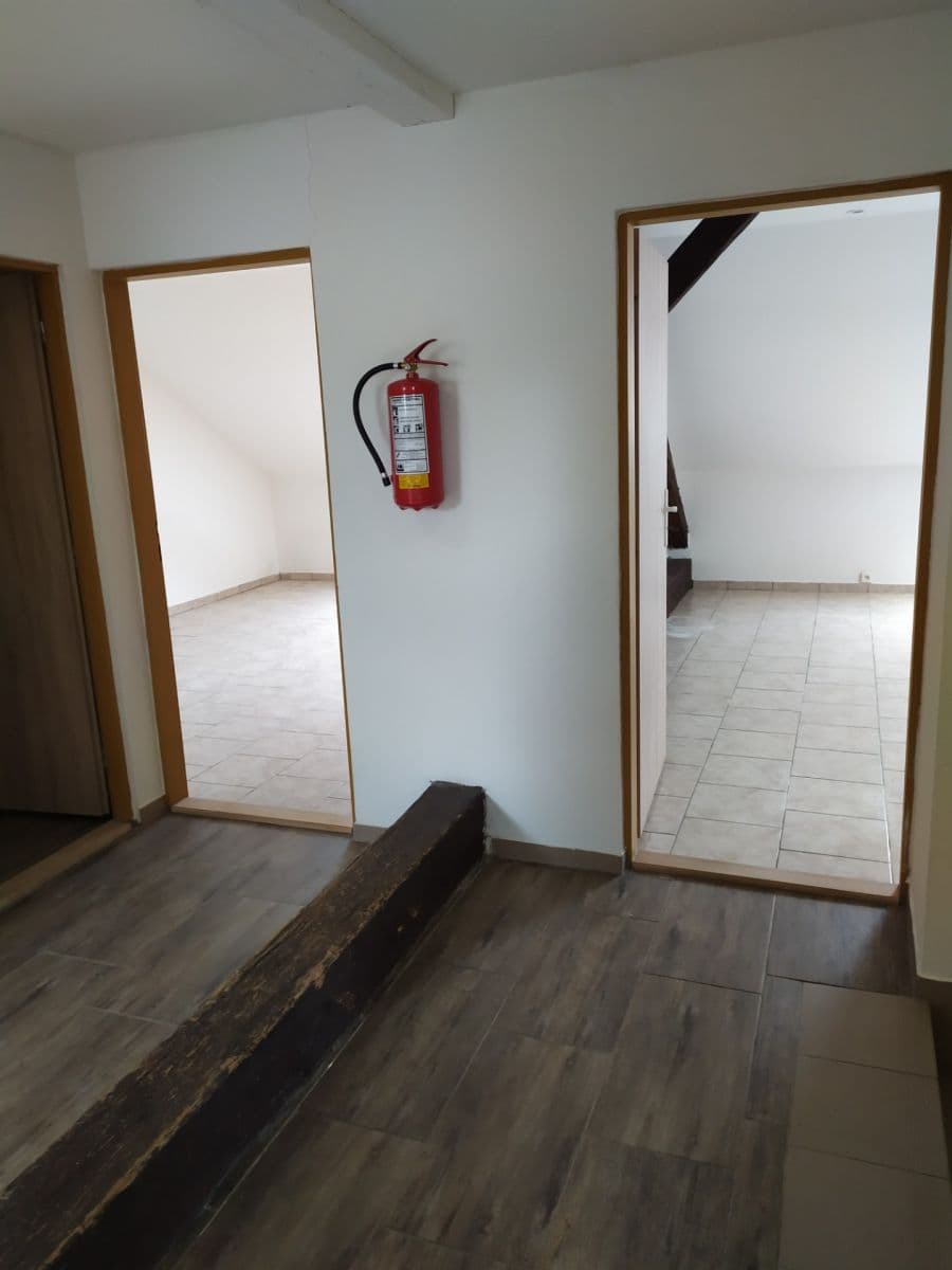 Prenájom bytu 5-izbový 160 m², Politických vězňů, Holýšov, Plzeňský kraj Prenájom bytu 5-izbový 160 m², Politických vězňů, Holýšov, Plzeňský kraj