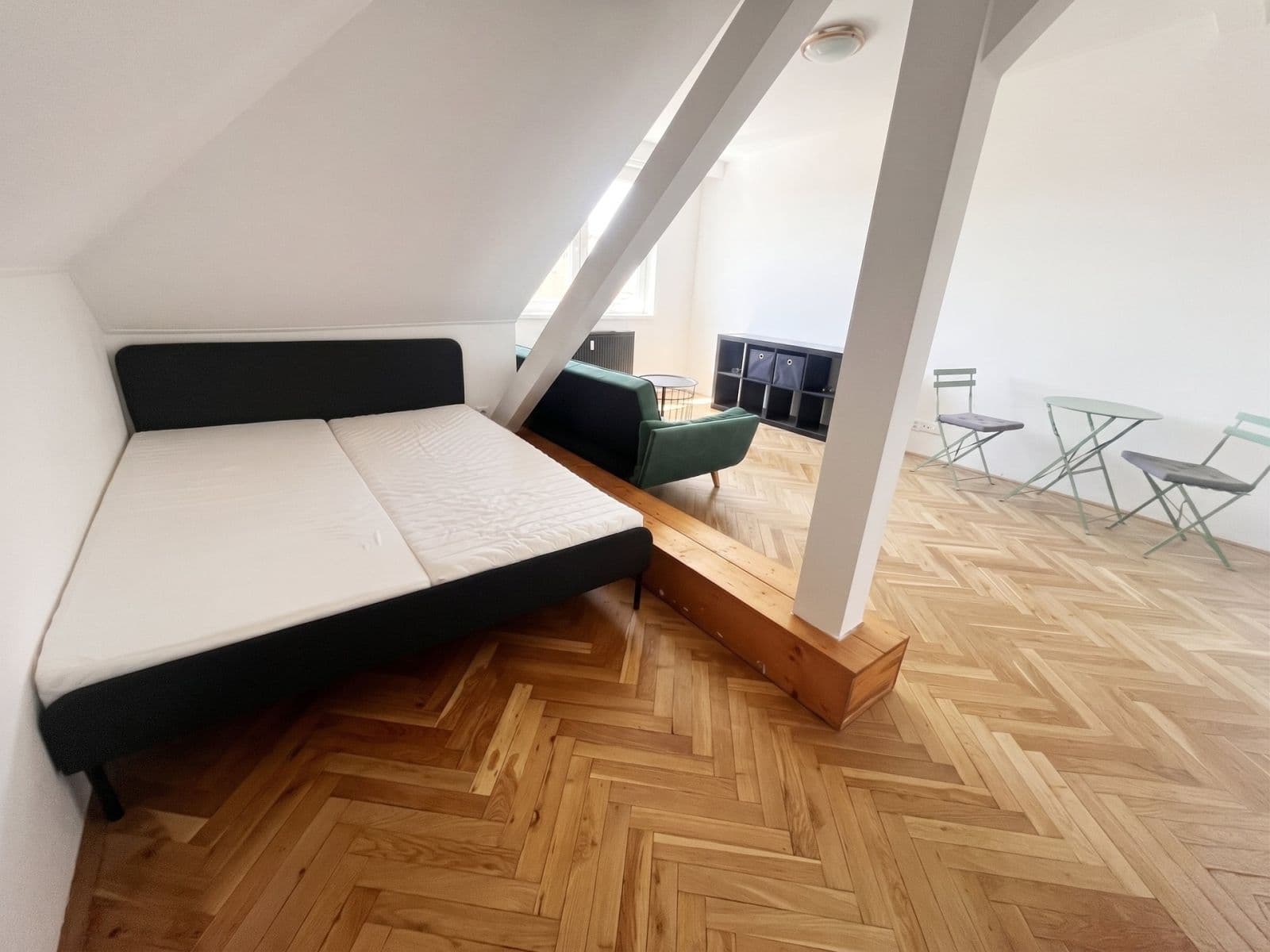 Prenájom bytu 2-izbový 52 m², Jindřicha Plachty, Praha, Praha Prenájom bytu 2-izbový 52 m², Jindřicha Plachty, Praha, Praha