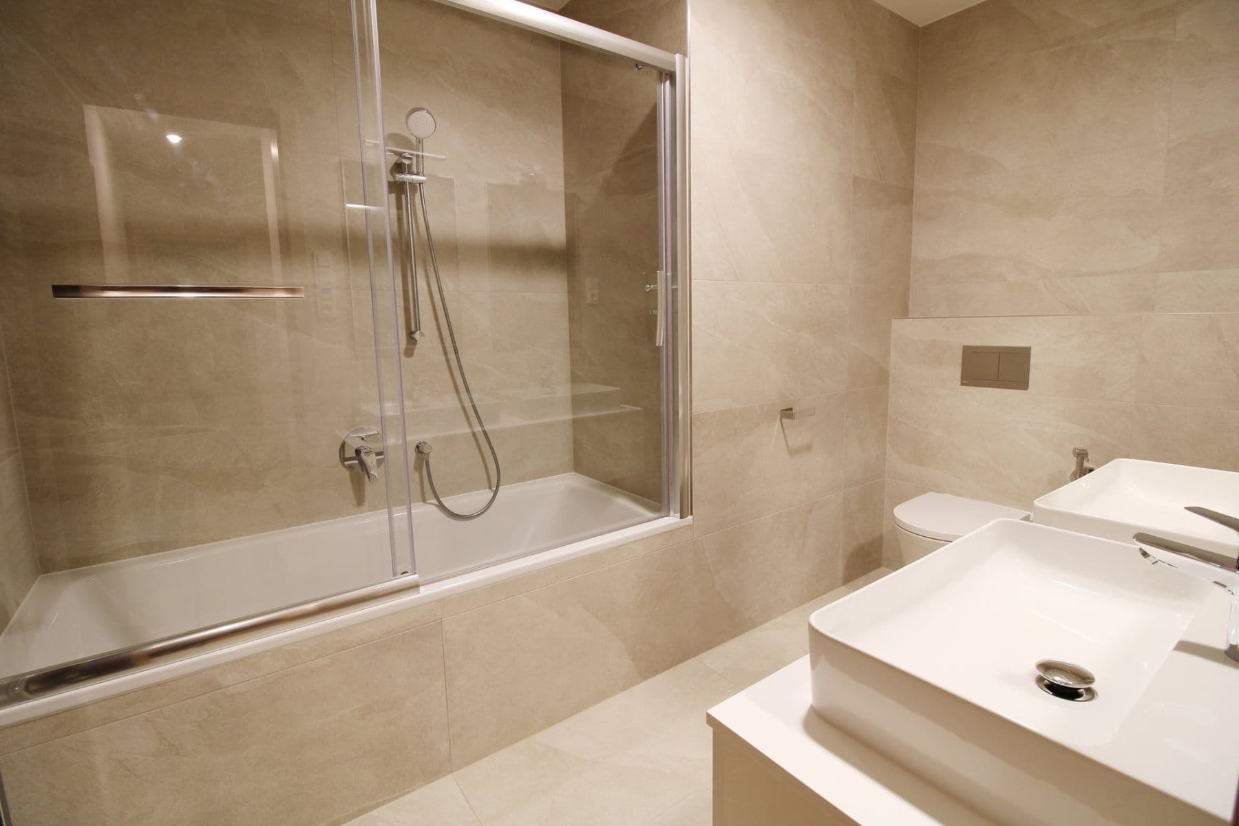 Prenájom bytu 3-izbový 94 m², Pod Juliskou, Praha, Praha Prenájom bytu 3-izbový 94 m², Pod Juliskou, Praha, Praha