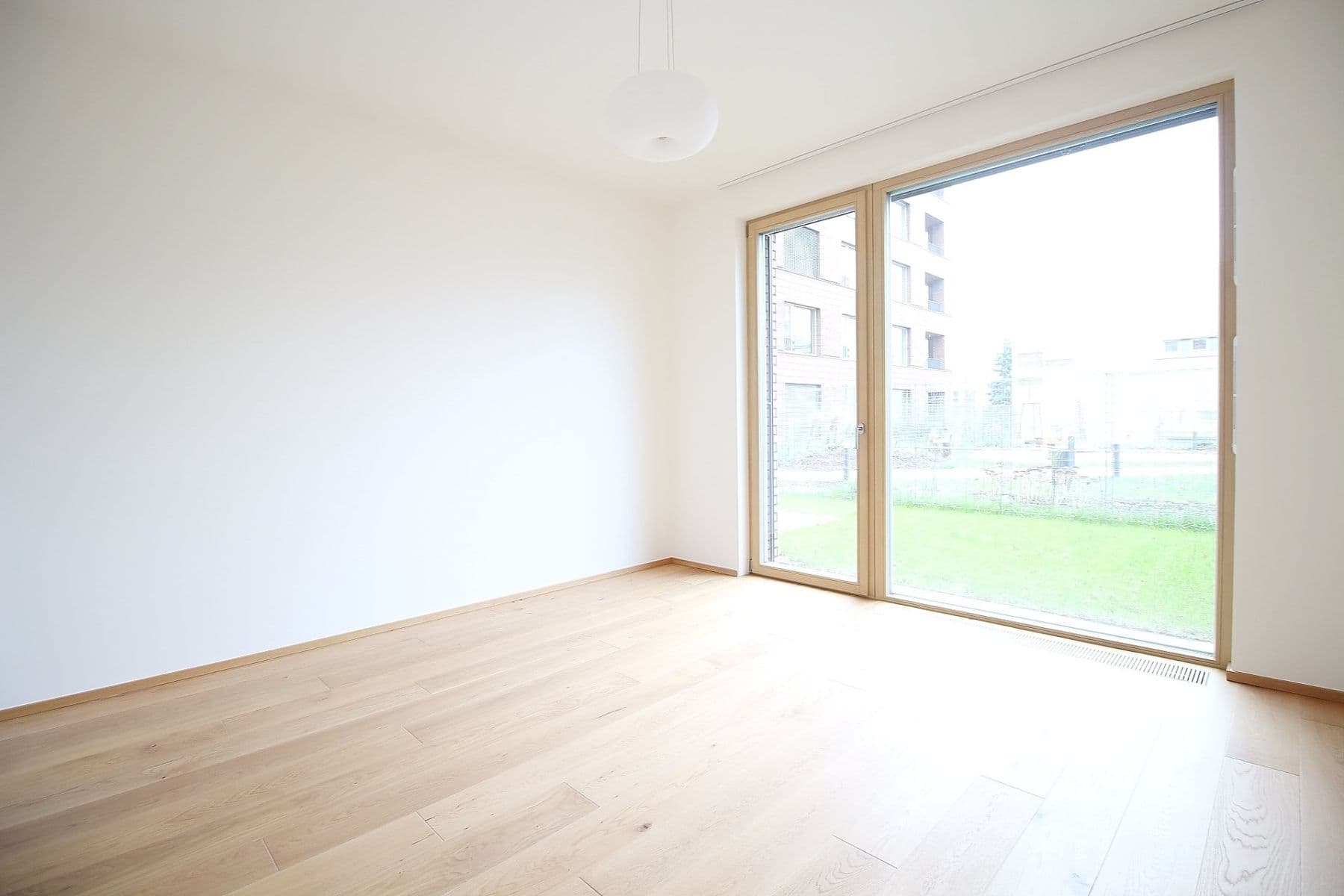 Prenájom bytu 3-izbový 94 m², Pod Juliskou, Praha, Praha Prenájom bytu 3-izbový 94 m², Pod Juliskou, Praha, Praha