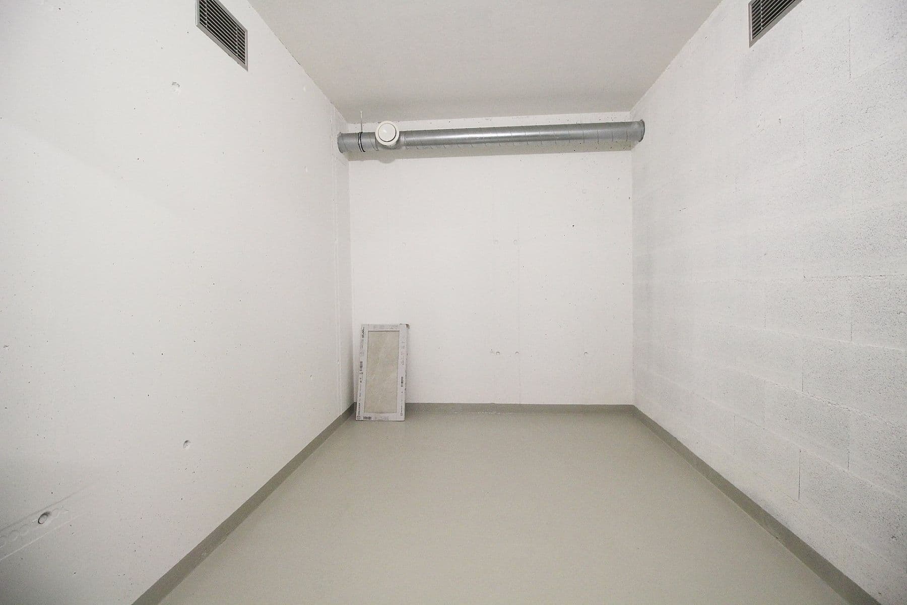 Prenájom bytu 3-izbový 94 m², Pod Juliskou, Praha, Praha Prenájom bytu 3-izbový 94 m², Pod Juliskou, Praha, Praha