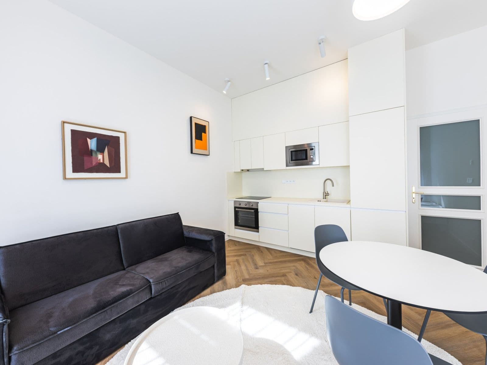 Prenájom bytu 2-izbový 41 m², Sázavská, Praha, Praha Prenájom bytu 2-izbový 41 m², Sázavská, Praha, Praha