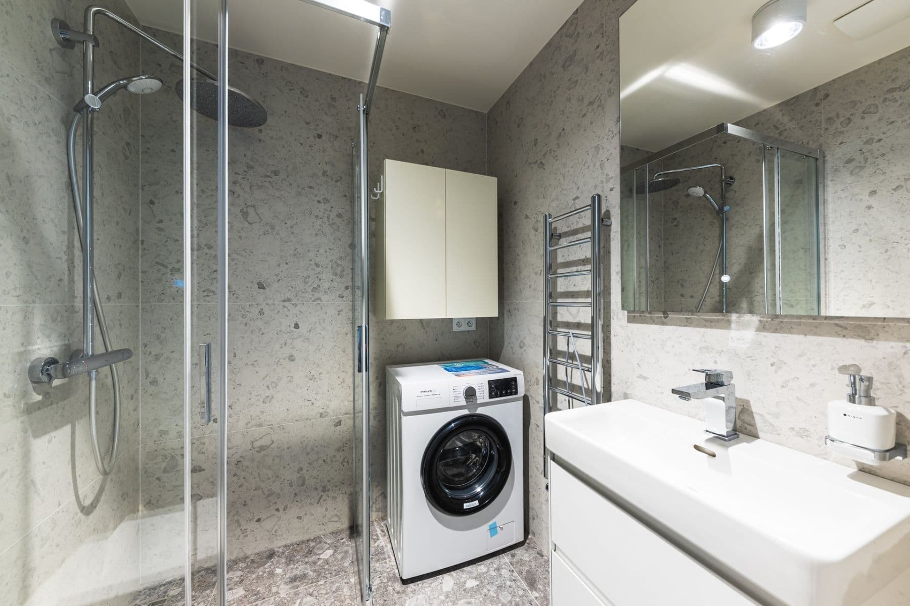 Prenájom bytu 2-izbový 41 m², Sázavská, Praha, Praha Prenájom bytu 2-izbový 41 m², Sázavská, Praha, Praha