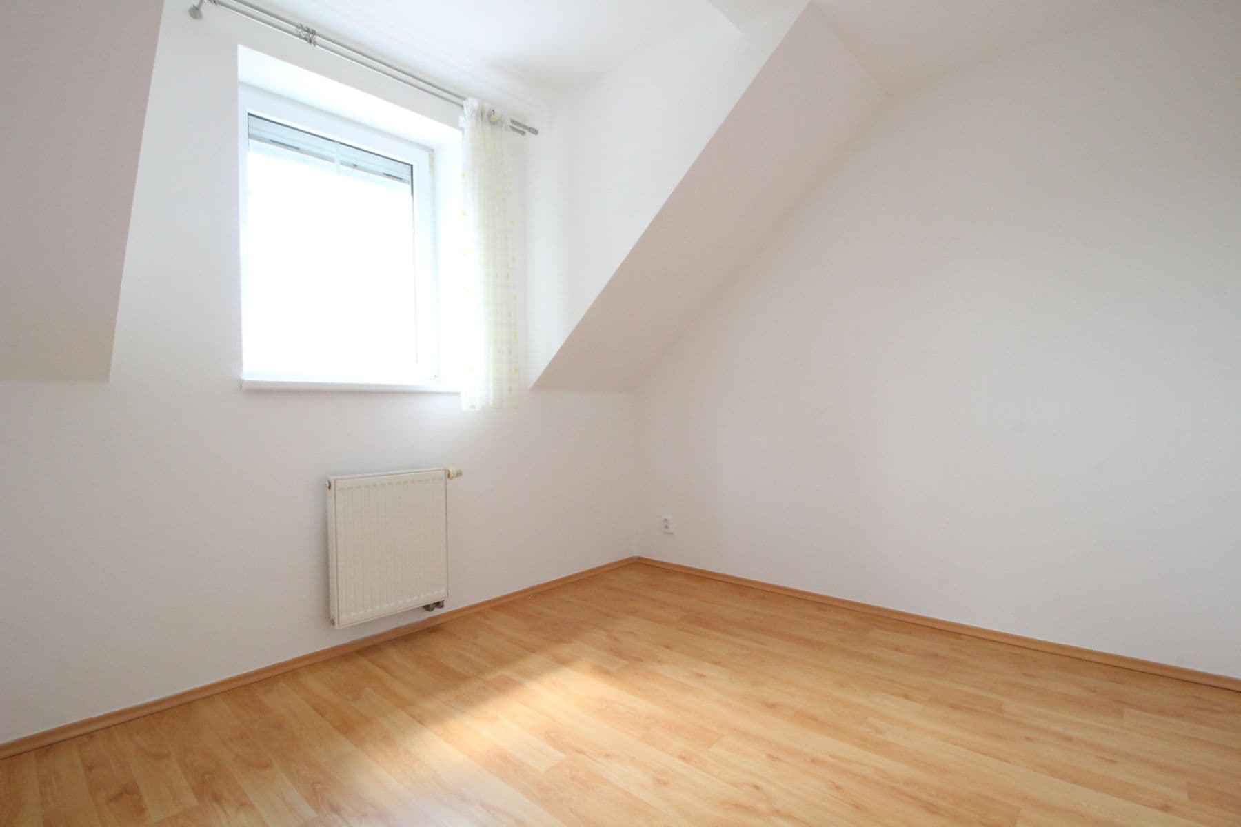 Prenájom domu 97 m², pozemok 59 m², Martinská, Kolín, Středočeský kraj Prenájom domu 97 m², pozemok 59 m², Martinská, Kolín, Středočeský kraj