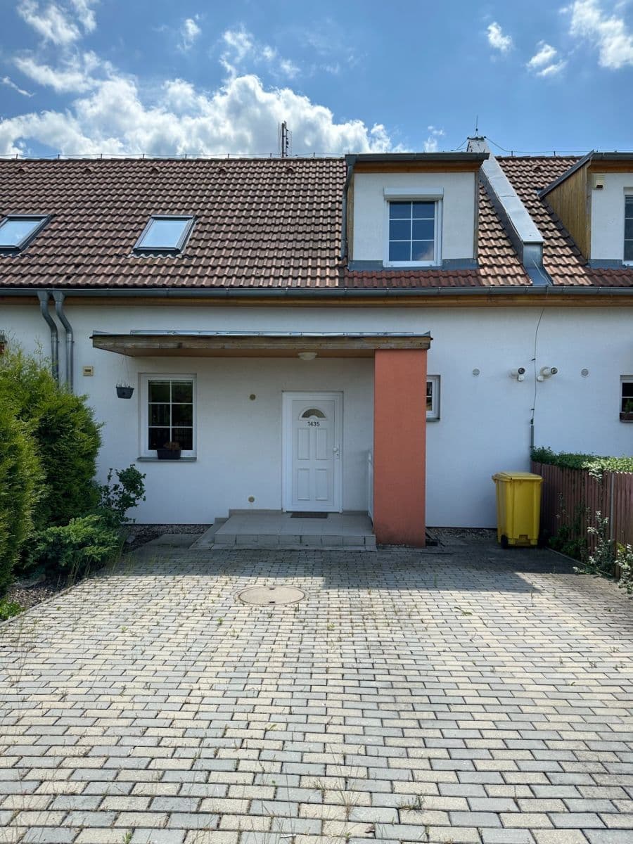 Prenájom domu 97 m², pozemok 59 m², Martinská, Kolín, Středočeský kraj Prenájom domu 97 m², pozemok 59 m², Martinská, Kolín, Středočeský kraj