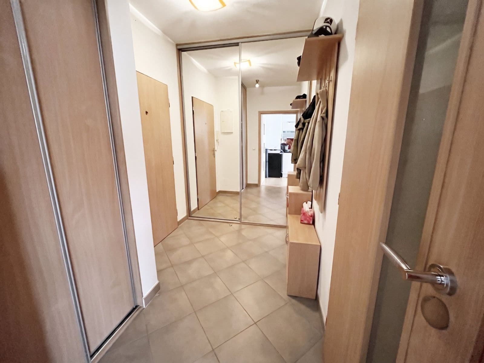 Prenájom bytu 2-izbový 62 m², Jana Přibíka, Praha, Praha Prenájom bytu 2-izbový 62 m², Jana Přibíka, Praha, Praha