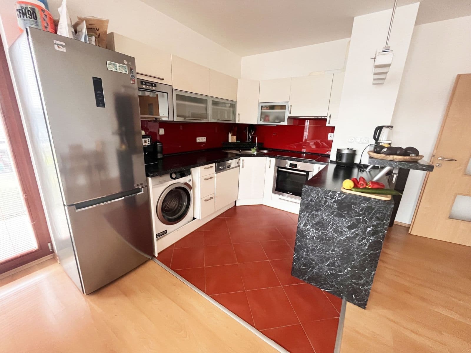 Prenájom bytu 2-izbový 62 m², Jana Přibíka, Praha, Praha Prenájom bytu 2-izbový 62 m², Jana Přibíka, Praha, Praha