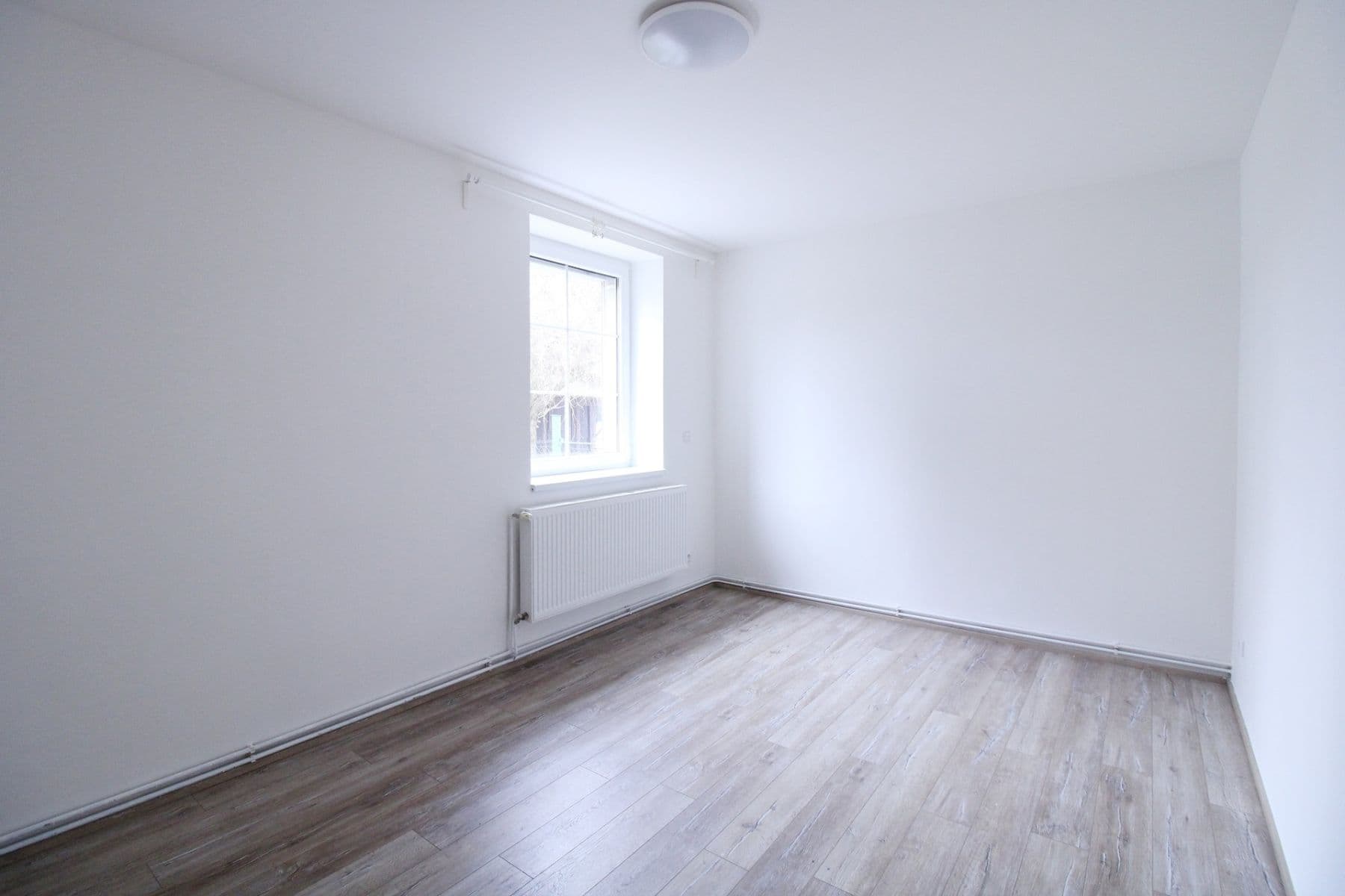 Prenájom bytu 3-izbový 88 m², Branov, Středočeský kraj Prenájom bytu 3-izbový 88 m², Branov, Středočeský kraj