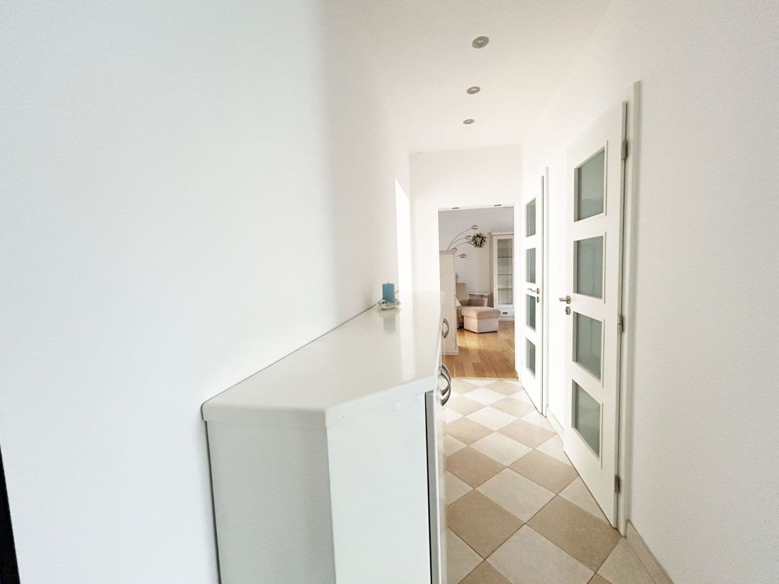 Prenájom bytu 3-izbový 69 m², Machatého, Praha, Praha Prenájom bytu 3-izbový 69 m², Machatého, Praha, Praha
