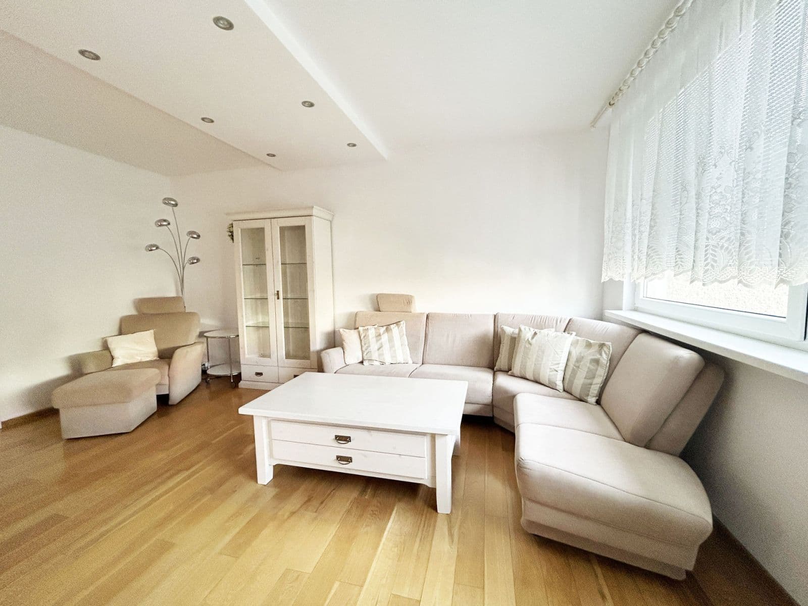 Prenájom bytu 3-izbový 69 m², Machatého, Praha, Praha Prenájom bytu 3-izbový 69 m², Machatého, Praha, Praha