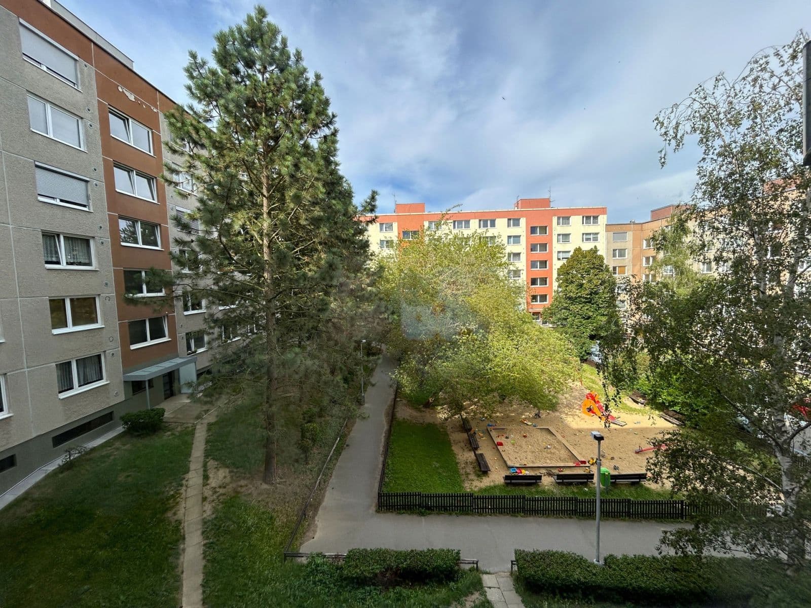 Prenájom bytu 3-izbový 69 m², Machatého, Praha, Praha Prenájom bytu 3-izbový 69 m², Machatého, Praha, Praha