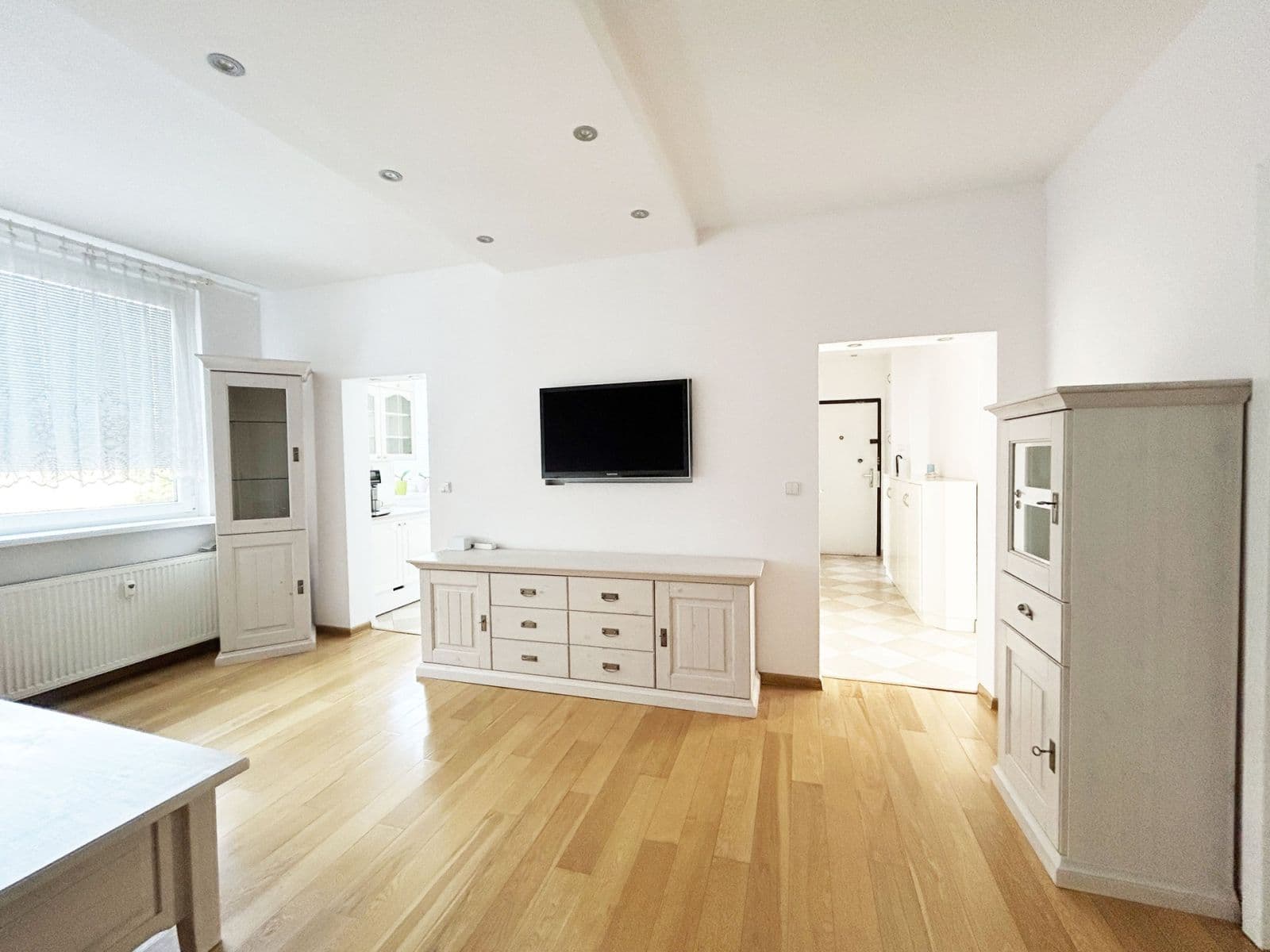 Prenájom bytu 3-izbový 69 m², Machatého, Praha, Praha Prenájom bytu 3-izbový 69 m², Machatého, Praha, Praha