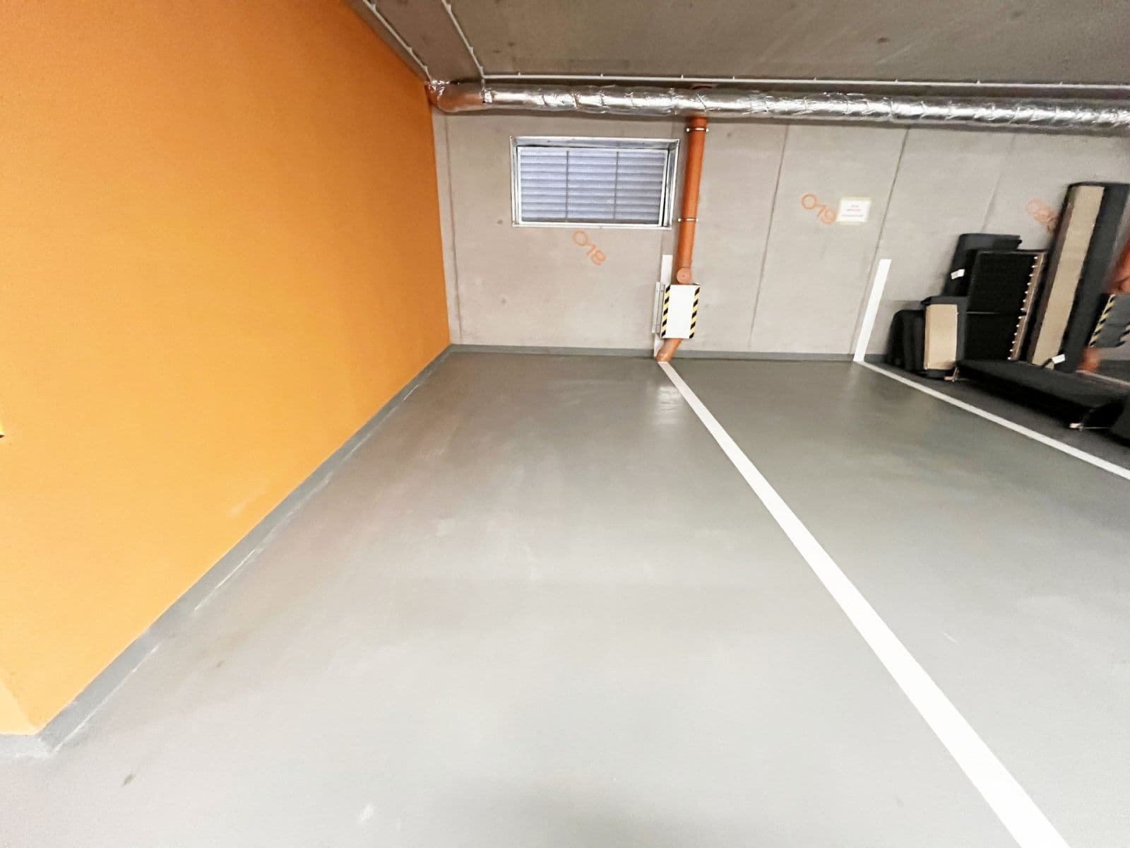 Prenájom bytu 1-izbový 39 m², U Komína, Praha, Praha Prenájom bytu 1-izbový 39 m², U Komína, Praha, Praha