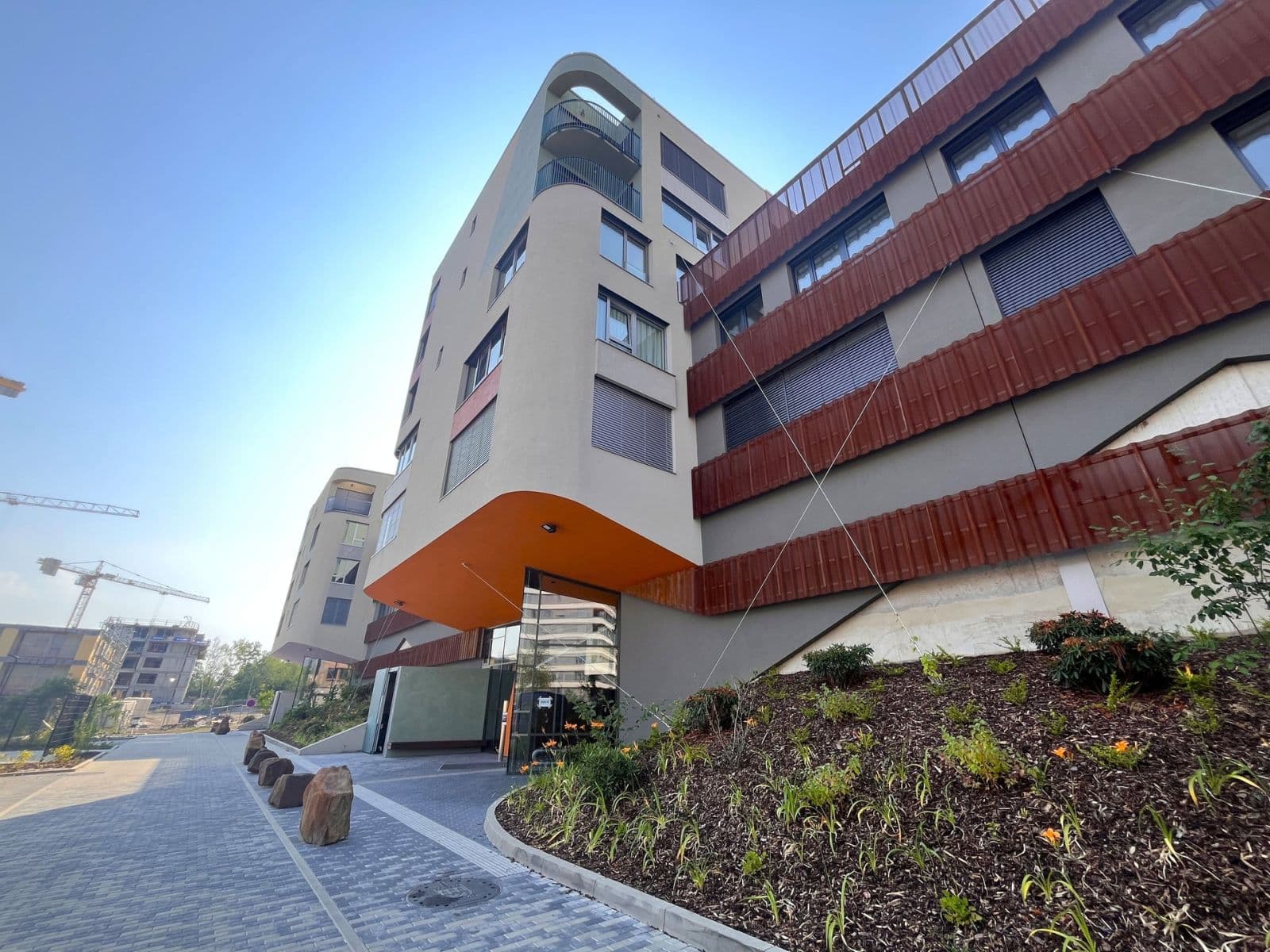 Prenájom bytu 1-izbový 39 m², U Komína, Praha, Praha Prenájom bytu 1-izbový 39 m², U Komína, Praha, Praha