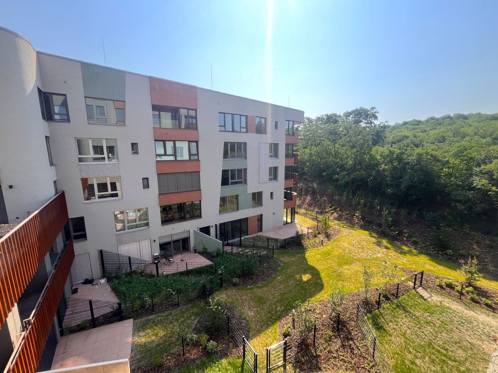 Prenájom bytu 1-izbový 37 m², U Komína, Praha, Praha Prenájom bytu 1-izbový 37 m², U Komína, Praha, Praha