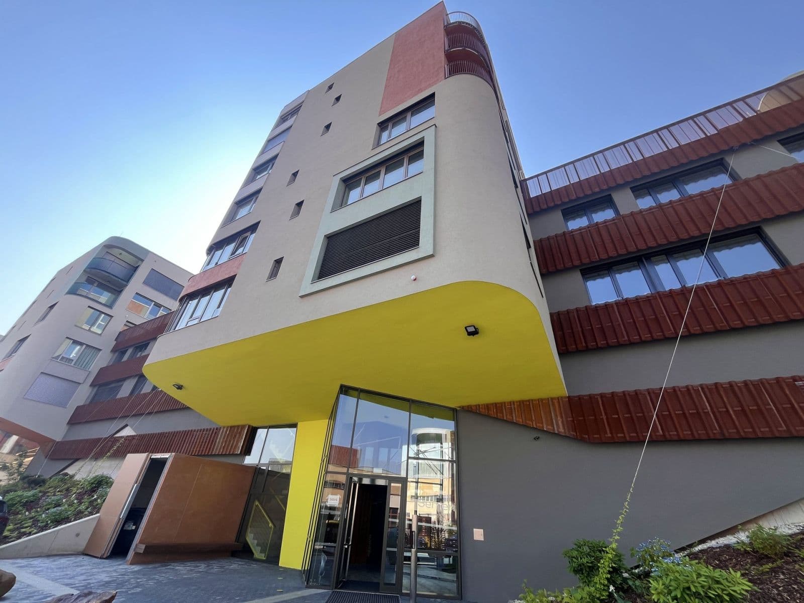Prenájom bytu 1-izbový 37 m², U Komína, Praha, Praha Prenájom bytu 1-izbový 37 m², U Komína, Praha, Praha