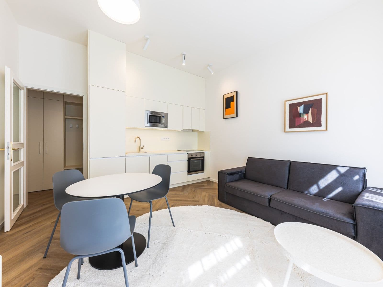 Prenájom bytu 2-izbový 42 m², Sázavská, Praha, Praha Prenájom bytu 2-izbový 42 m², Sázavská, Praha, Praha