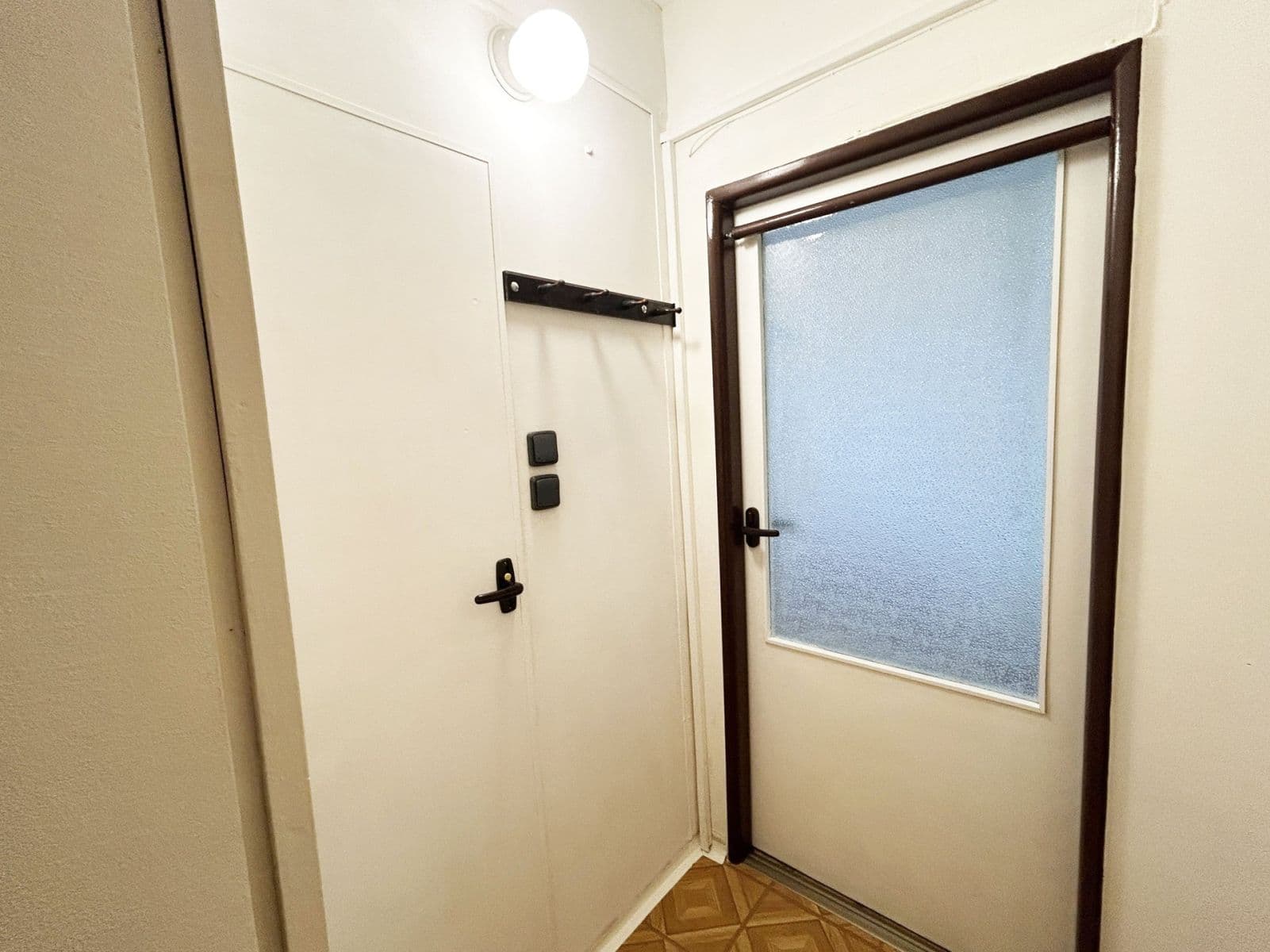 Prenájom bytu 1-izbový 27 m², Varnsdorfská, Praha, Praha Prenájom bytu 1-izbový 27 m², Varnsdorfská, Praha, Praha