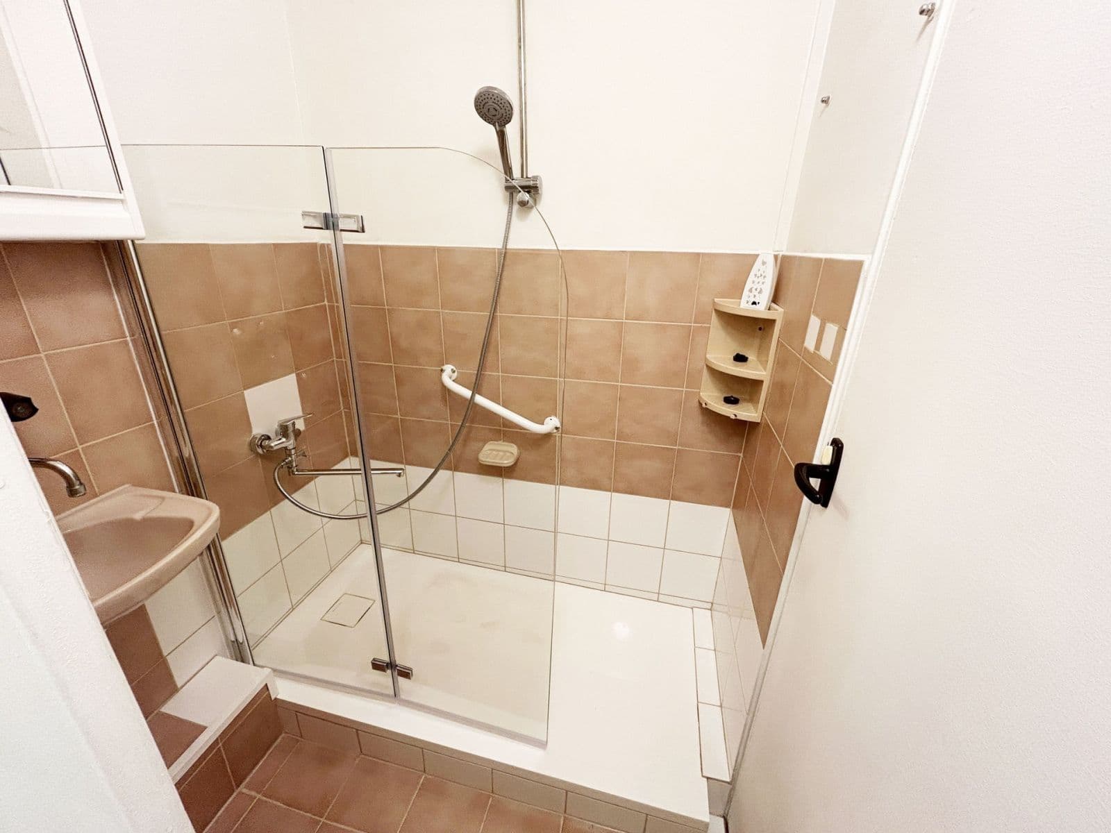 Prenájom bytu 1-izbový 27 m², Varnsdorfská, Praha, Praha Prenájom bytu 1-izbový 27 m², Varnsdorfská, Praha, Praha