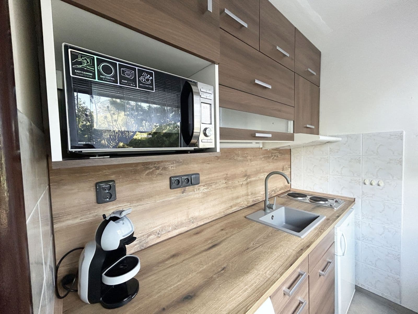 Prenájom bytu 1-izbový 27 m², Varnsdorfská, Praha, Praha Prenájom bytu 1-izbový 27 m², Varnsdorfská, Praha, Praha