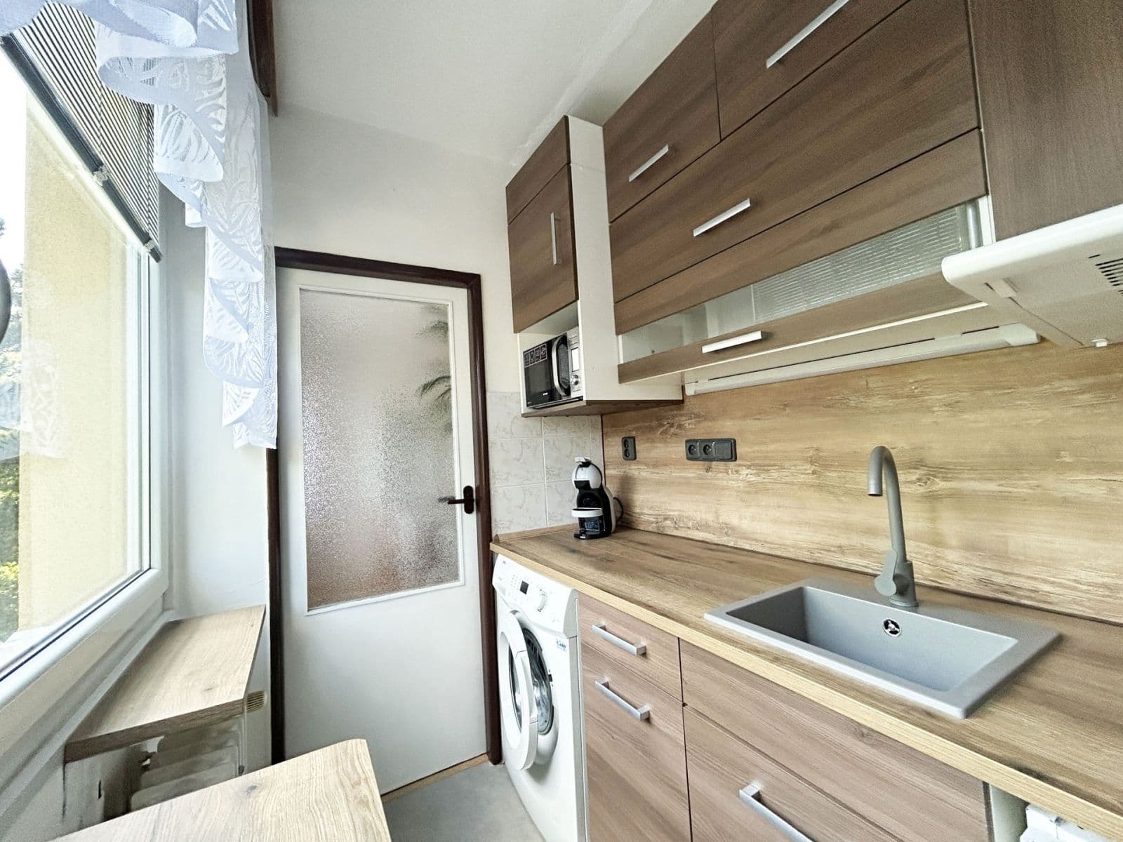 Prenájom bytu 1-izbový 27 m², Varnsdorfská, Praha, Praha Prenájom bytu 1-izbový 27 m², Varnsdorfská, Praha, Praha