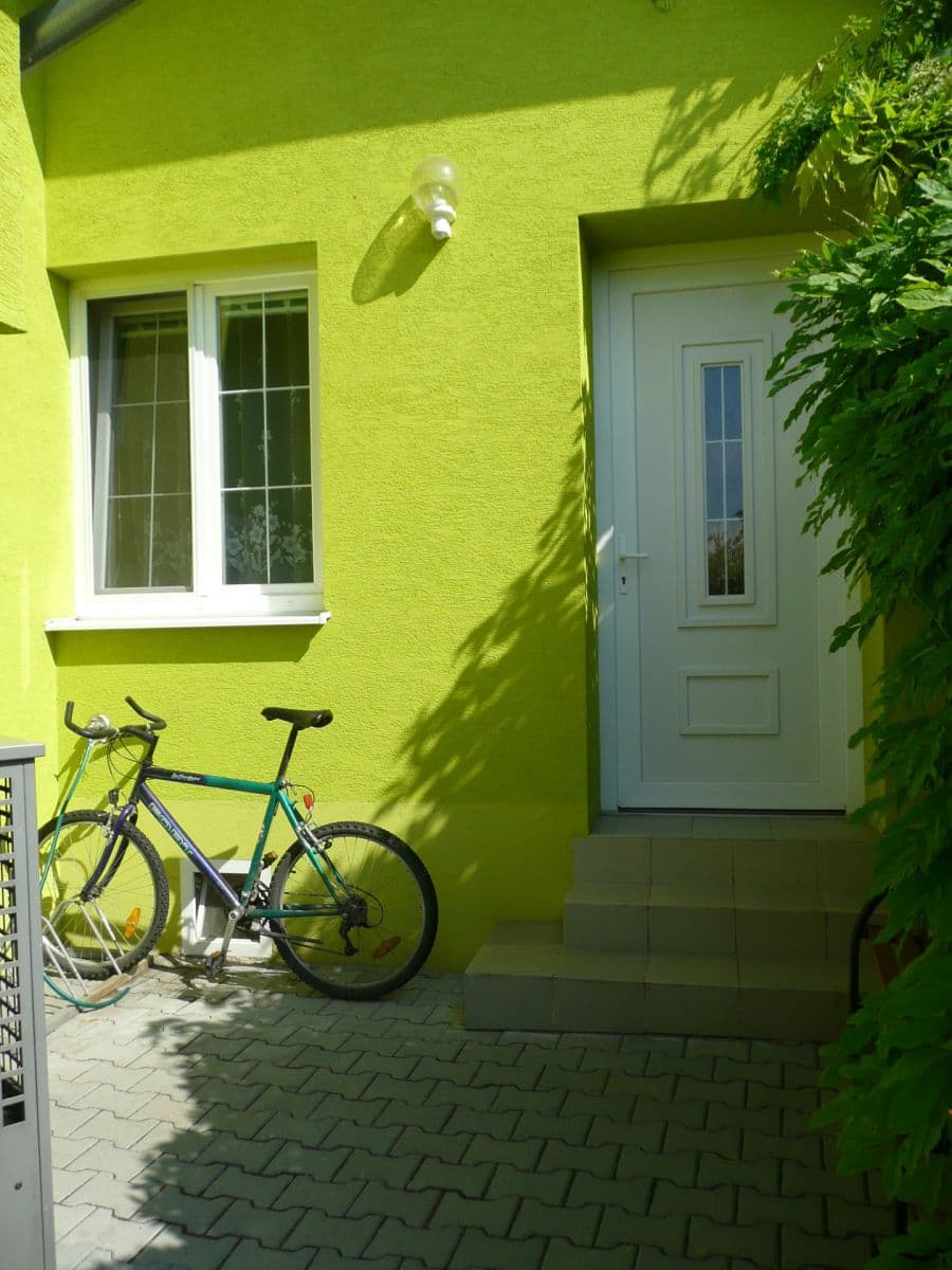 Prenájom bytu 2-izbový 42 m², Ochozská, Brno, Jihomoravský kraj Prenájom bytu 2-izbový 42 m², Ochozská, Brno, Jihomoravský kraj
