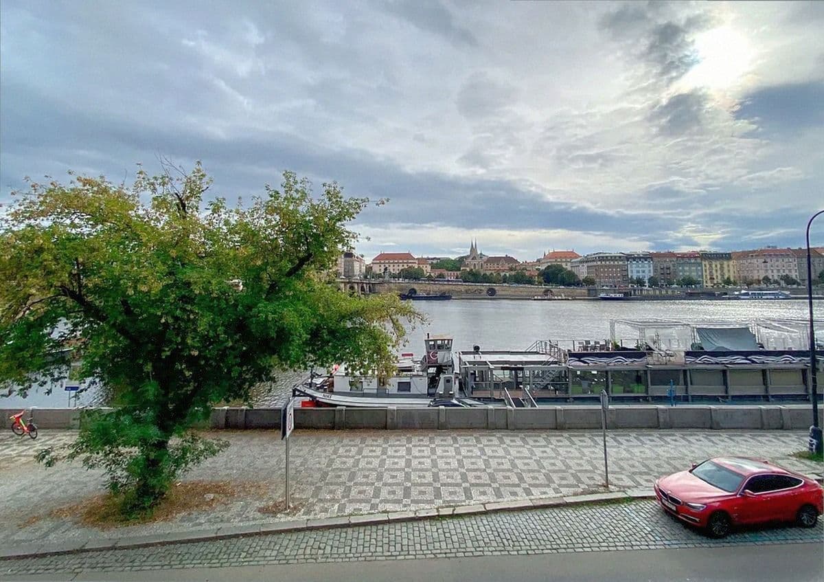 Prenájom bytu 2-izbový 56 m², Lidická, Praha, Praha Prenájom bytu 2-izbový 56 m², Lidická, Praha, Praha