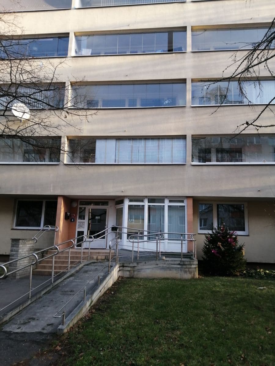 Prenájom bytu 1-izbový 41 m², Lovosická, Praha, Praha Prenájom bytu 1-izbový 41 m², Lovosická, Praha, Praha