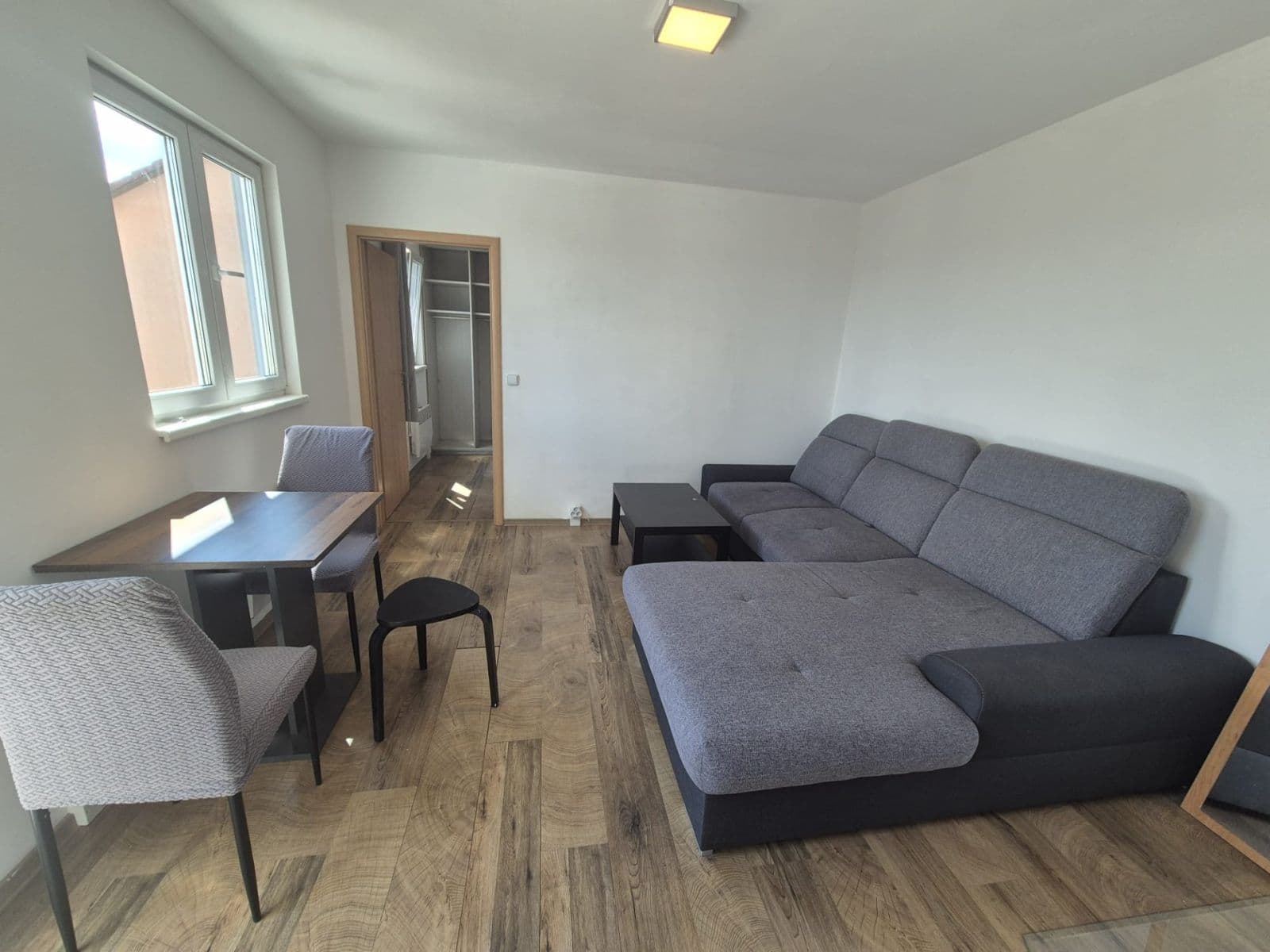 Prenájom bytu 2-izbový 45 m², Na Vyhlídce, Moravany, Jihomoravský kraj Prenájom bytu 2-izbový 45 m², Na Vyhlídce, Moravany, Jihomoravský kraj