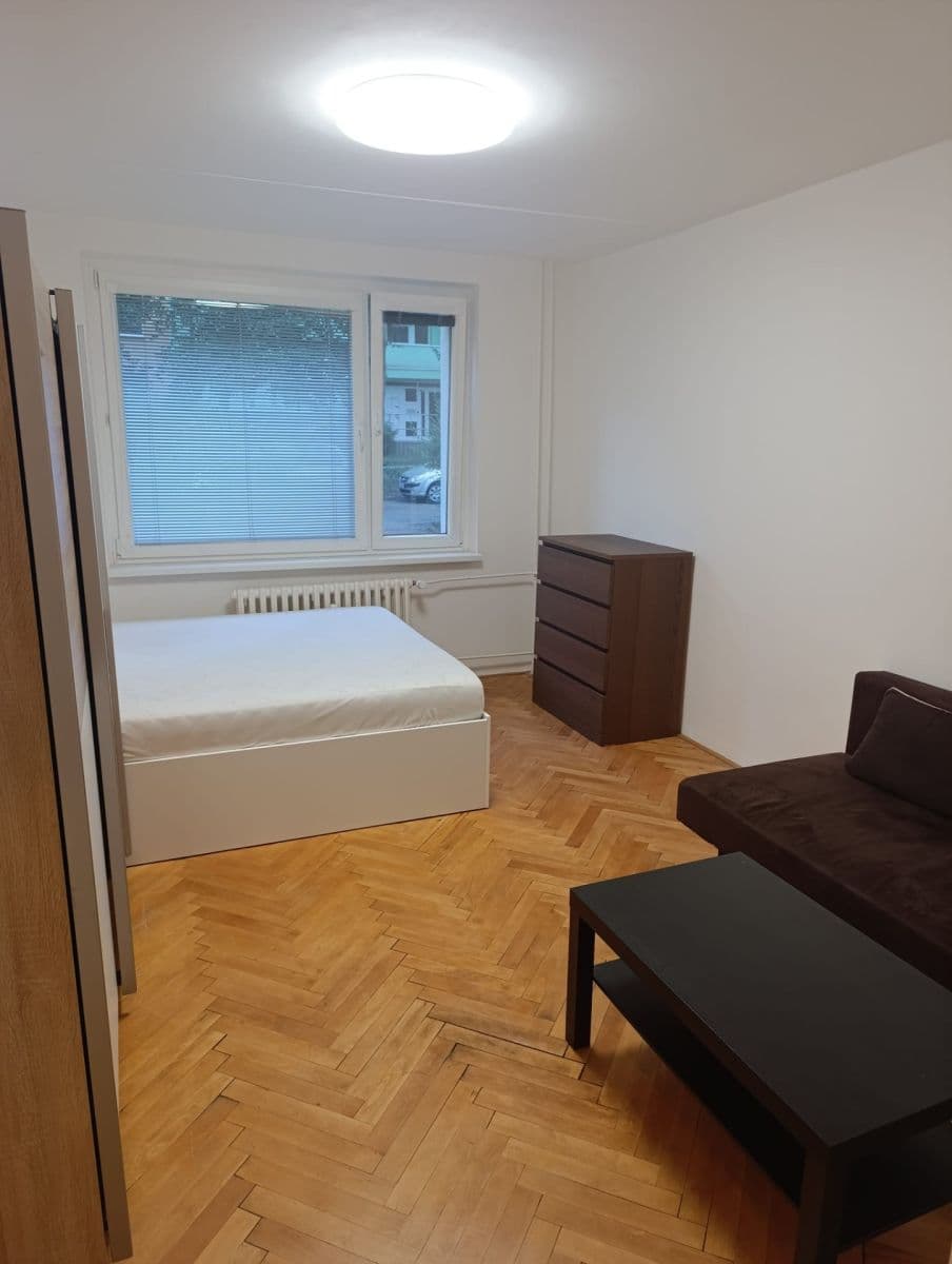 Prenájom bytu 1-izbový 36 m², Vondrákova, Brno, Jihomoravský kraj Prenájom bytu 1-izbový 36 m², Vondrákova, Brno, Jihomoravský kraj