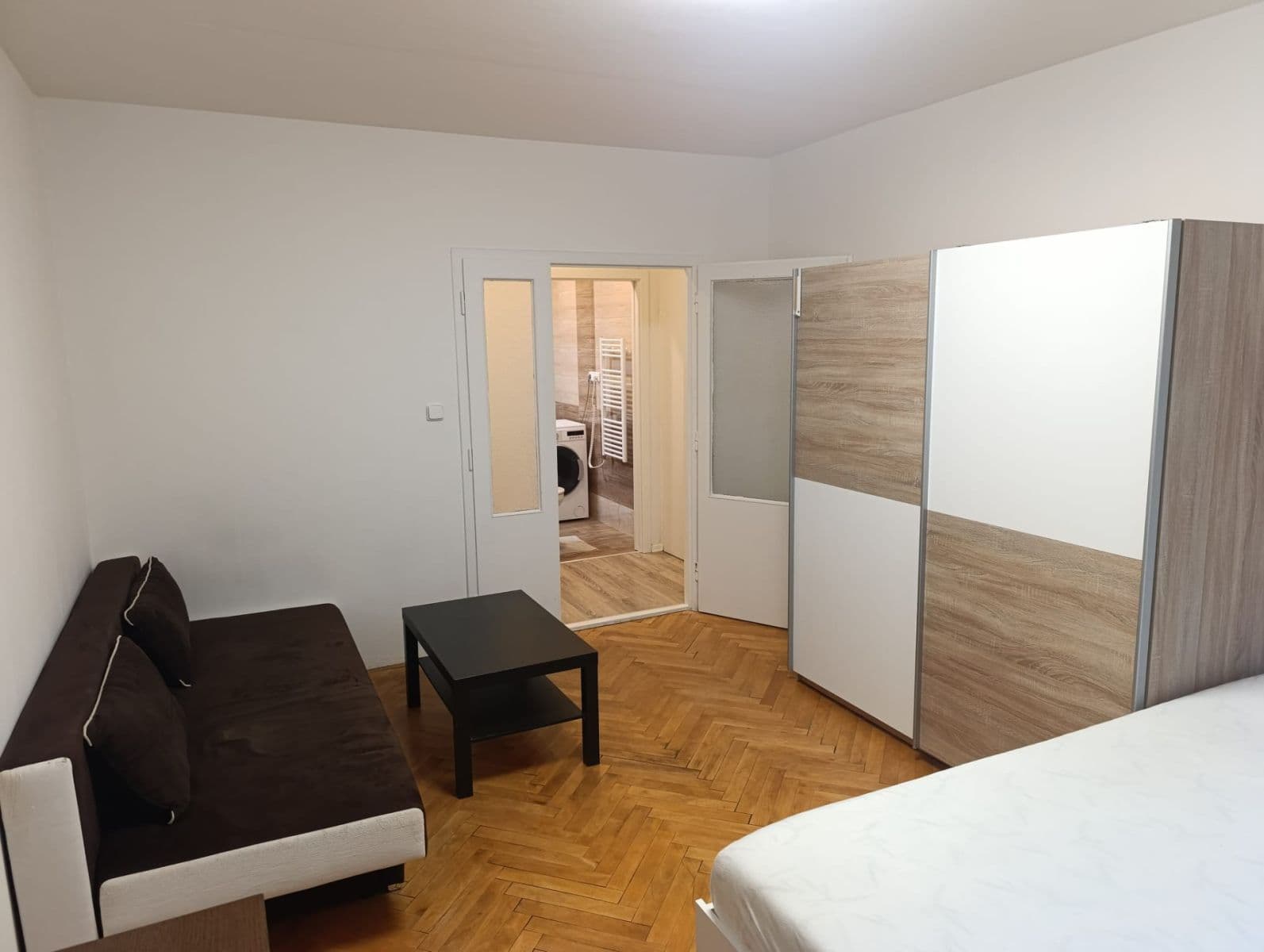 Prenájom bytu 1-izbový 36 m², Vondrákova, Brno, Jihomoravský kraj Prenájom bytu 1-izbový 36 m², Vondrákova, Brno, Jihomoravský kraj