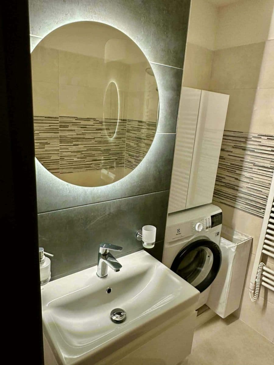 Prenájom bytu 3-izbový 75 m², Tyršova, Vyškov, Jihomoravský kraj Prenájom bytu 3-izbový 75 m², Tyršova, Vyškov, Jihomoravský kraj