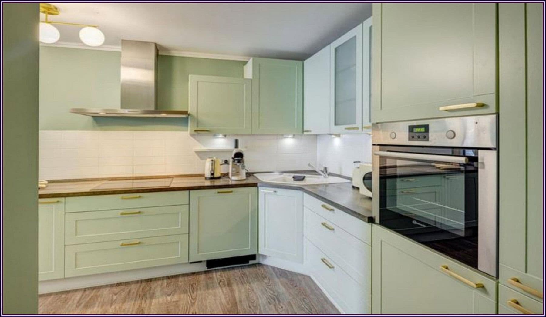 Prenájom bytu 2-izbový 70 m², Sültstraße 18, Berlin, Berlín Prenájom bytu 2-izbový 70 m², Sültstraße 18, Berlin, Berlín