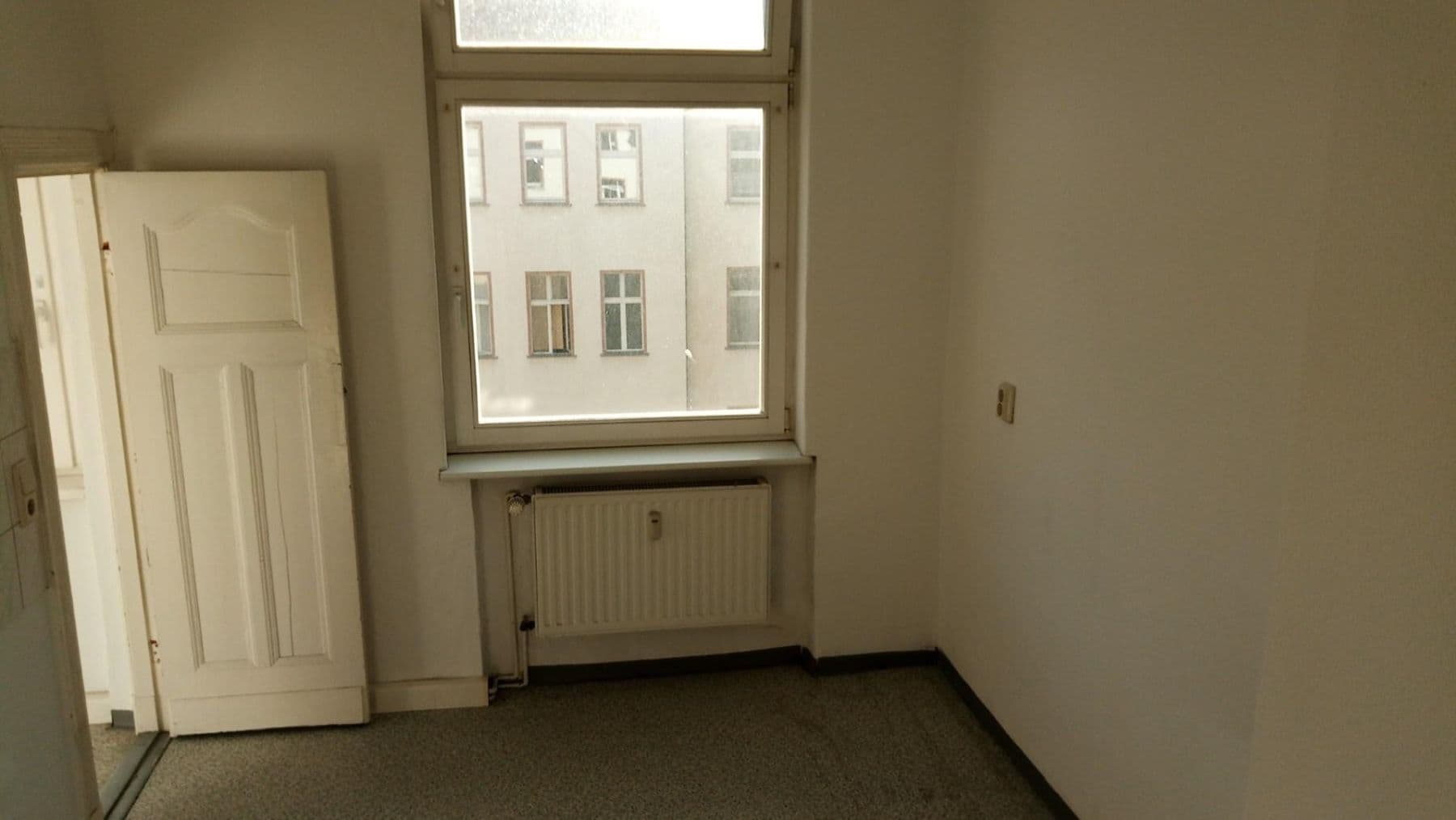 Predaj bytu 2-izbový 62 m², Berlin, Berlín Predaj bytu 2-izbový 62 m², Berlin, Berlín