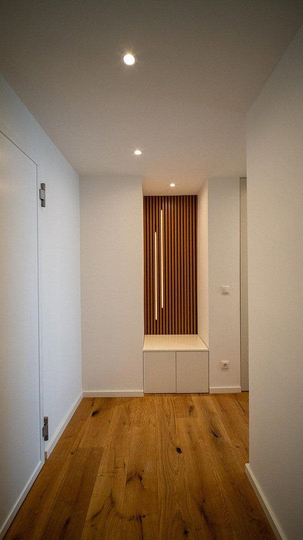 Predaj bytu 4-izbový 83 m², Schaffhauser Straße 16, München, Bavorsko Predaj bytu 4-izbový 83 m², Schaffhauser Straße 16, München, Bavorsko