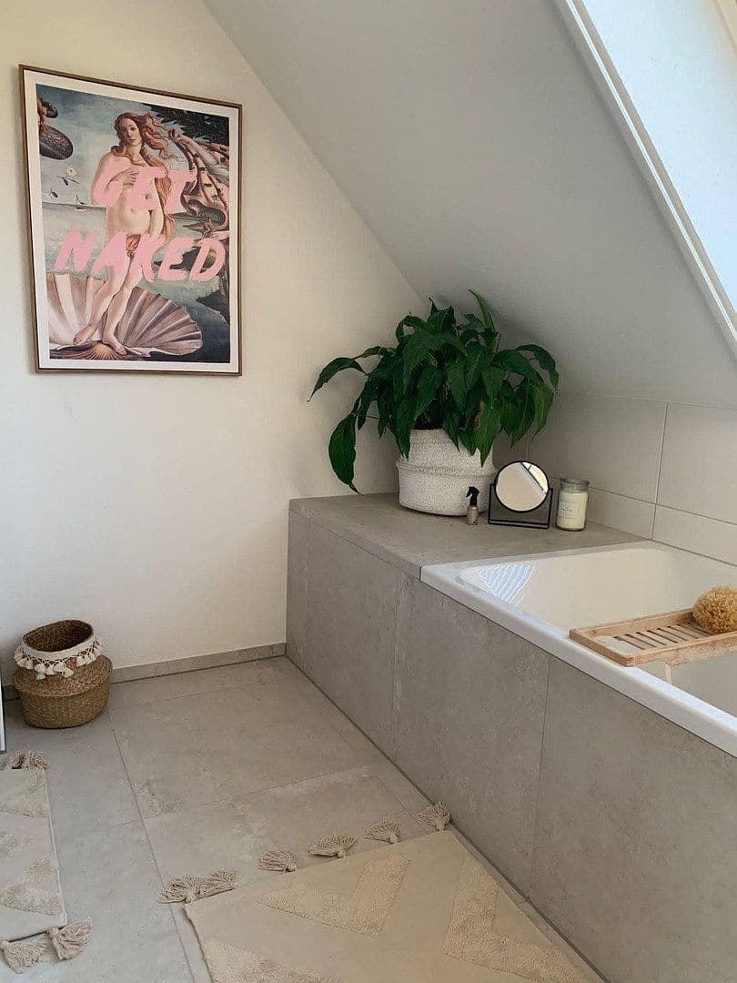 Predaj bytu 4-izbový 113 m², Metzingen, Bádensko-Wurttembersko Predaj bytu 4-izbový 113 m², Metzingen, Bádensko-Wurttembersko