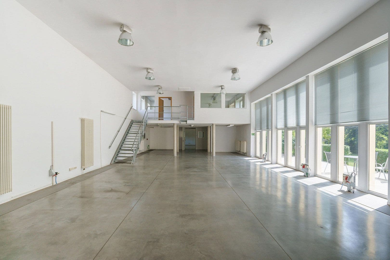 Prenájom kancelárie 500 m², Max-Planck-Straße 22b, Chemnitz, Sasko Prenájom kancelárie 500 m², Max-Planck-Straße 22b, Chemnitz, Sasko