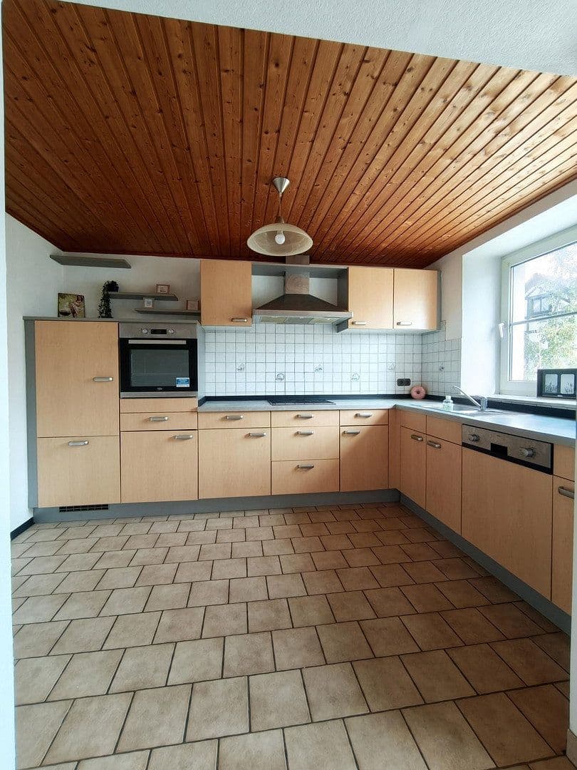 Predaj domu 259 m², pozemok 718 m², Euskirchenerstr. 33, Nettersheim, Severné Porýnie - Westfálsko Predaj domu 259 m², pozemok 718 m², Euskirchenerstr. 33, Nettersheim, Severné Porýnie - Westfálsko
