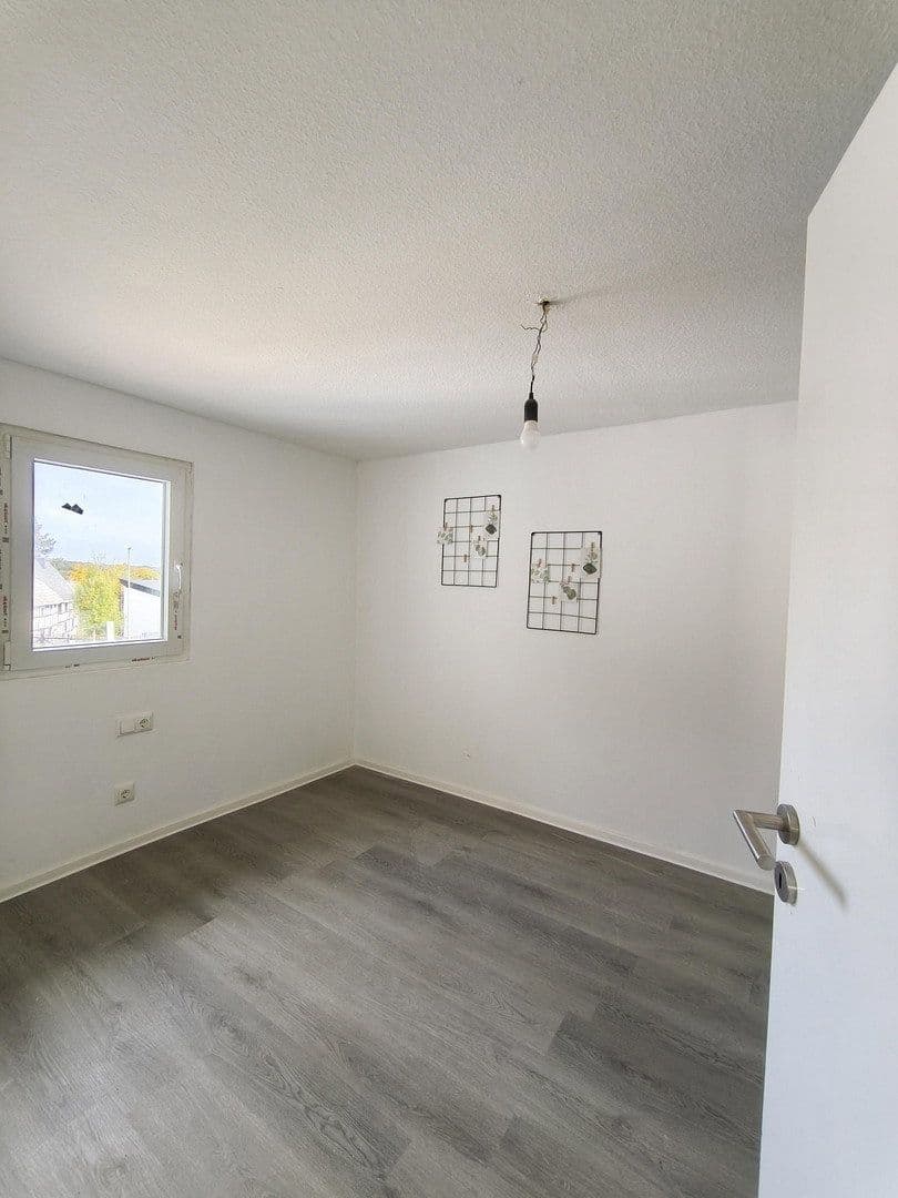Predaj domu 259 m², pozemok 718 m², Euskirchenerstr. 33, Nettersheim, Severné Porýnie - Westfálsko Predaj domu 259 m², pozemok 718 m², Euskirchenerstr. 33, Nettersheim, Severné Porýnie - Westfálsko