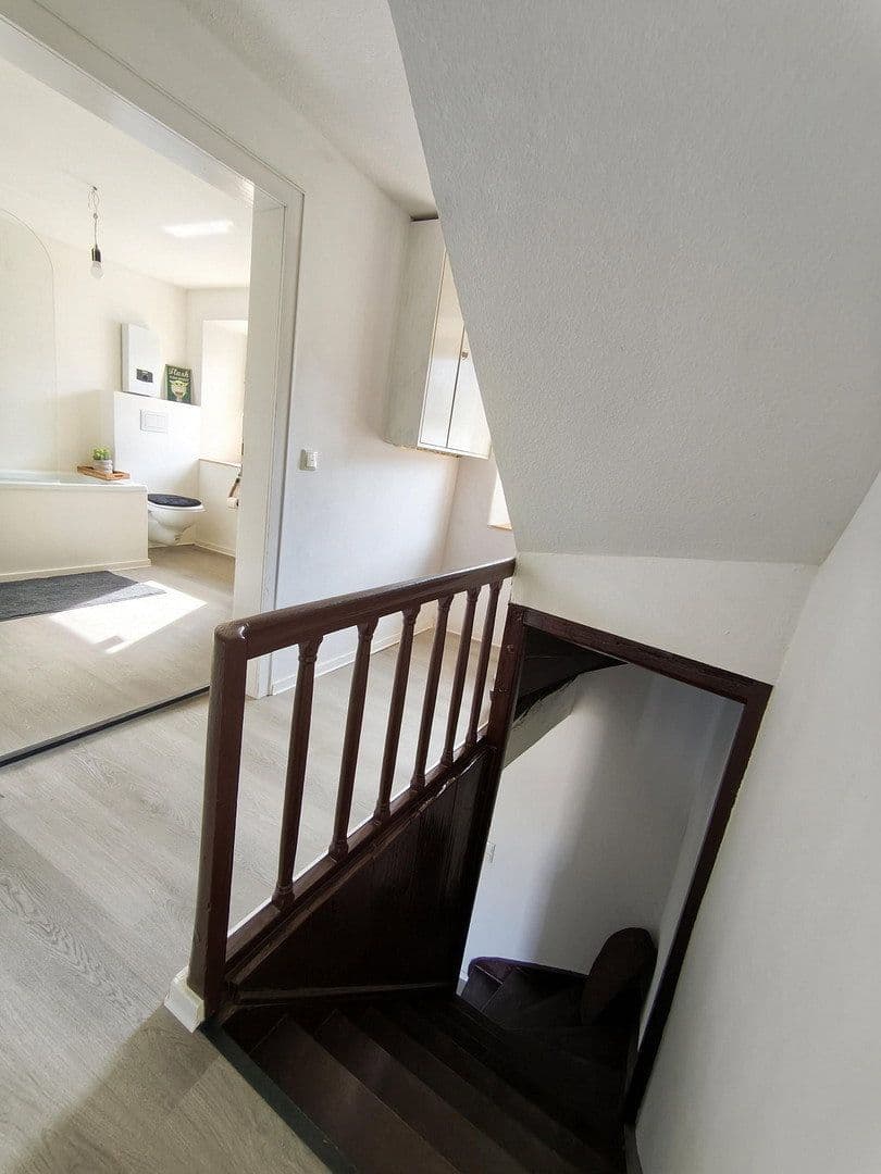 Predaj domu 259 m², pozemok 718 m², Euskirchenerstr. 33, Nettersheim, Severné Porýnie - Westfálsko Predaj domu 259 m², pozemok 718 m², Euskirchenerstr. 33, Nettersheim, Severné Porýnie - Westfálsko