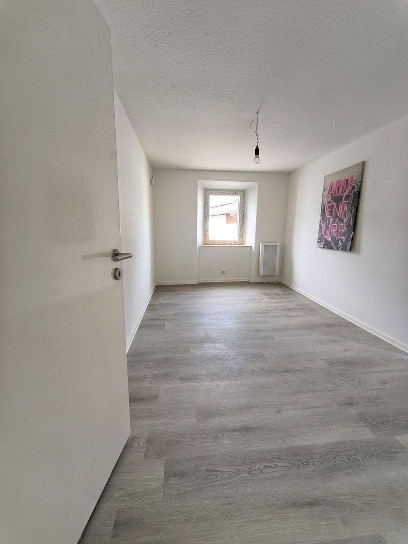 Predaj domu 259 m², pozemok 718 m², Euskirchenerstr. 33, Nettersheim, Severné Porýnie - Westfálsko Predaj domu 259 m², pozemok 718 m², Euskirchenerstr. 33, Nettersheim, Severné Porýnie - Westfálsko